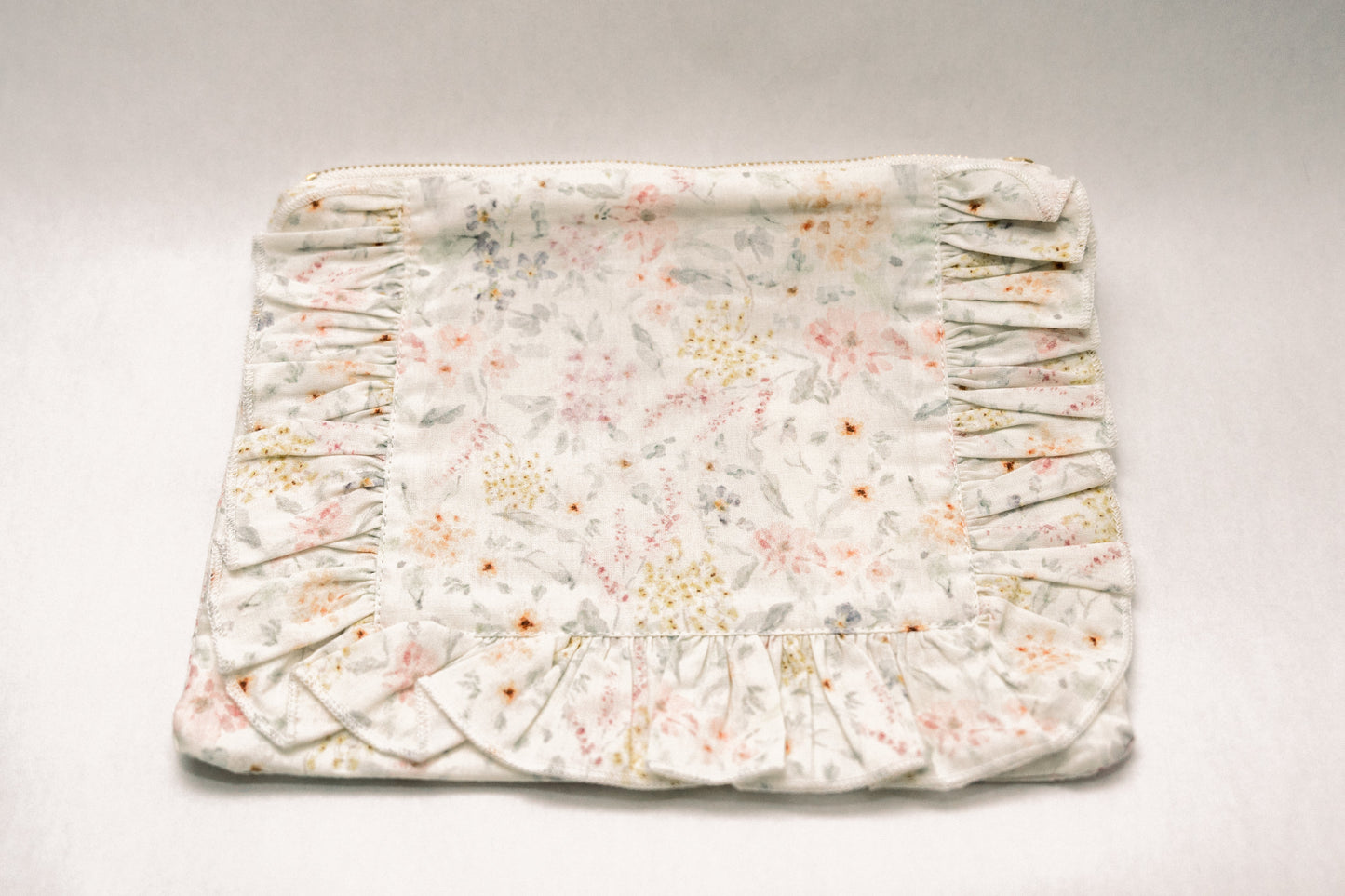 Vintage-Inspired Floral Pouch-Lune et Lavande