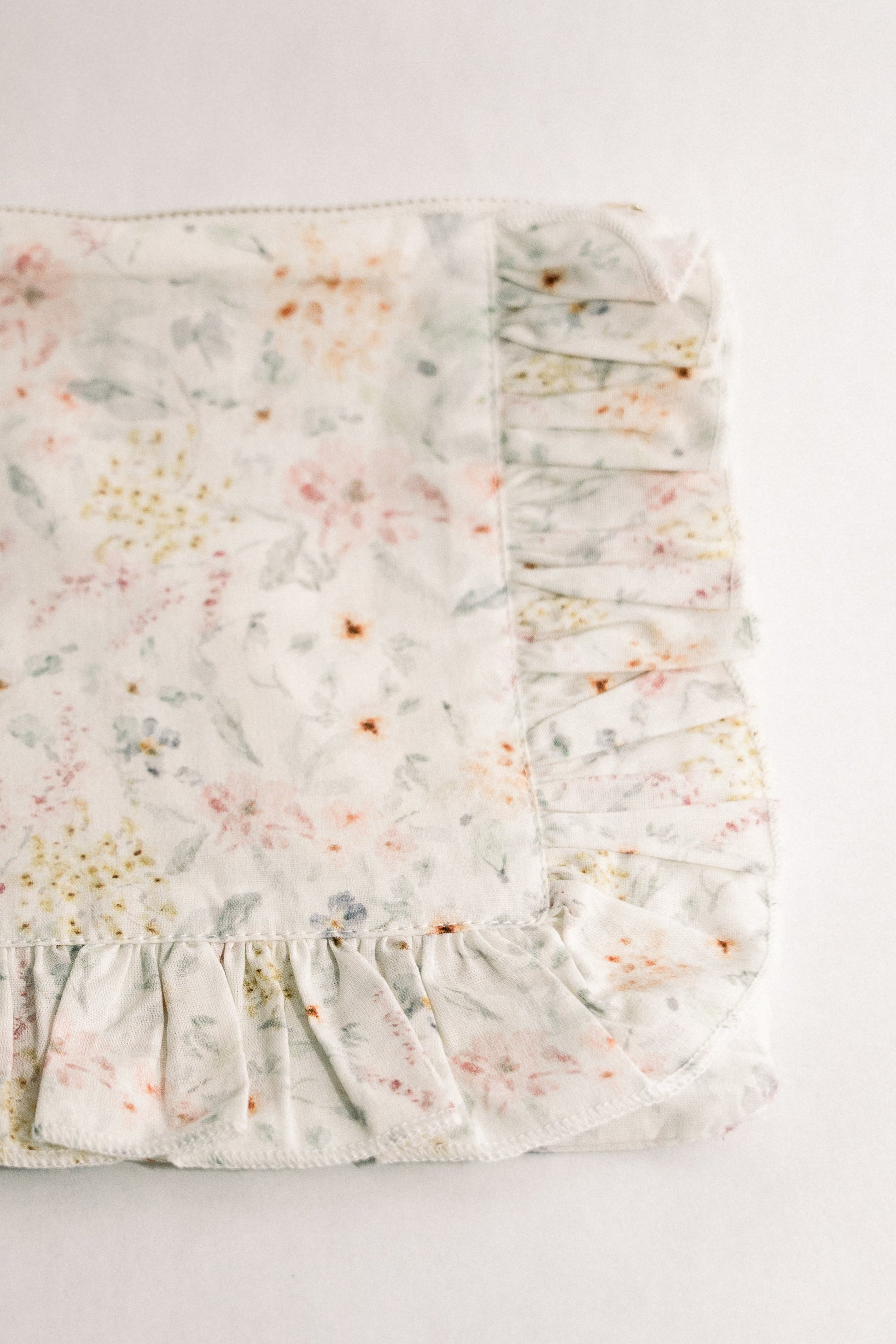 Vintage-Inspired Floral Pouch-Lune et Lavande