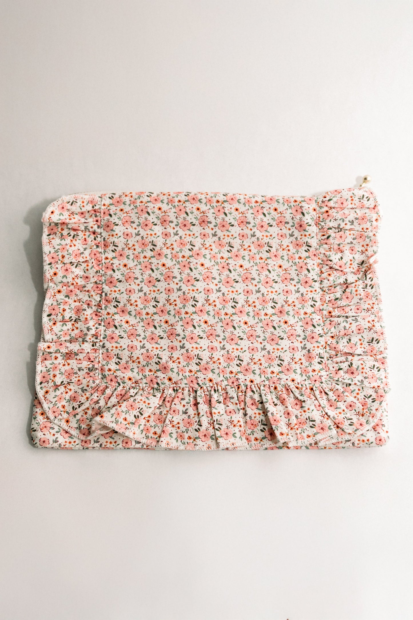 Vintage-Inspired Floral Pouch-Coquelicot