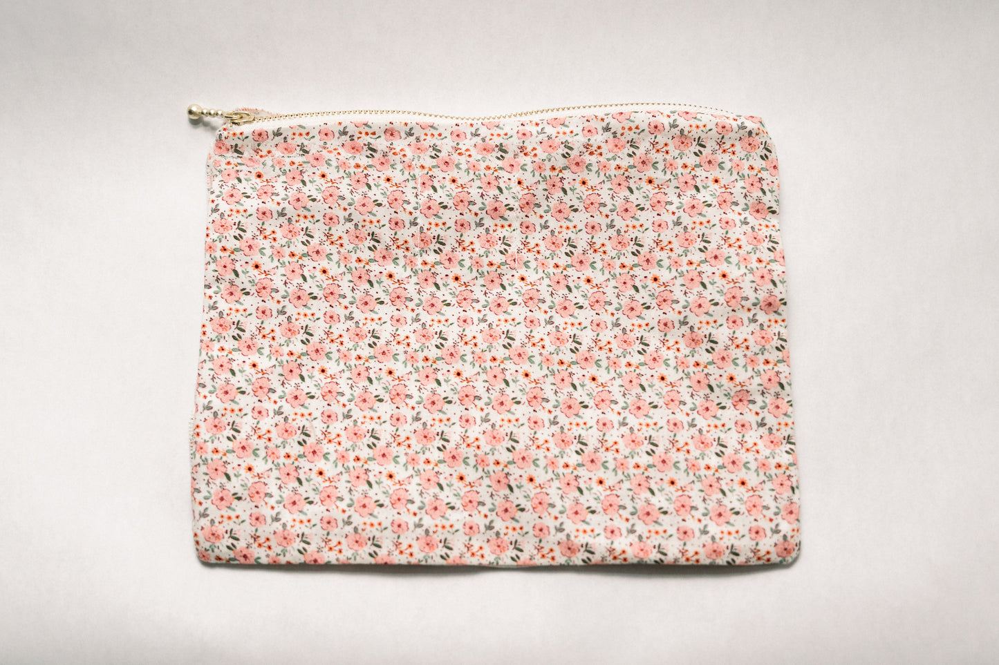 Vintage-Inspired Floral Pouch-Coquelicot