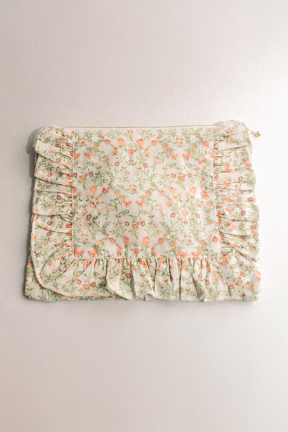 Vintage-Inspired Floral Pouch- Douce Pétale