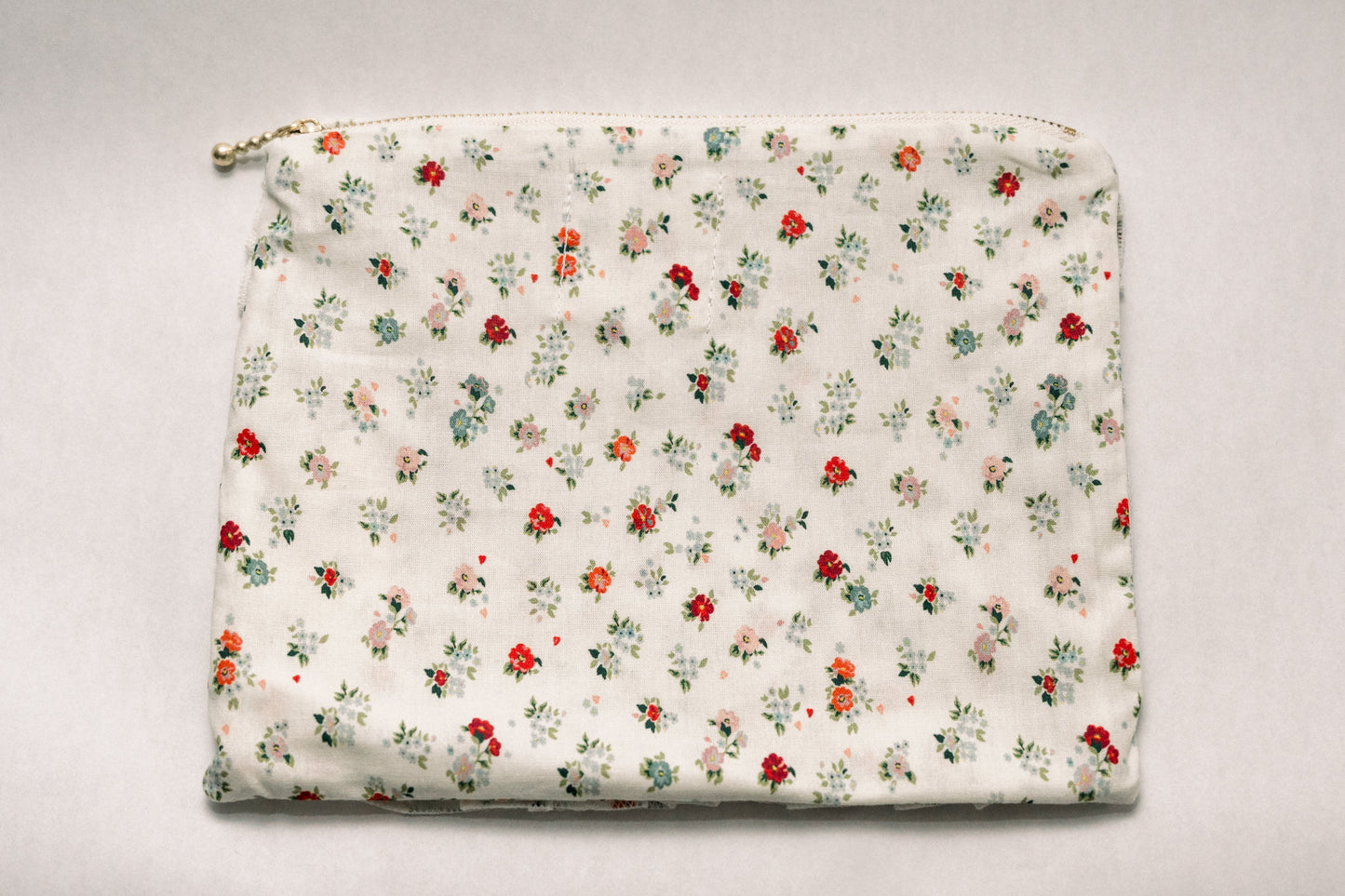 Vintage-Inspired Floral Pouch- Petite Prairie