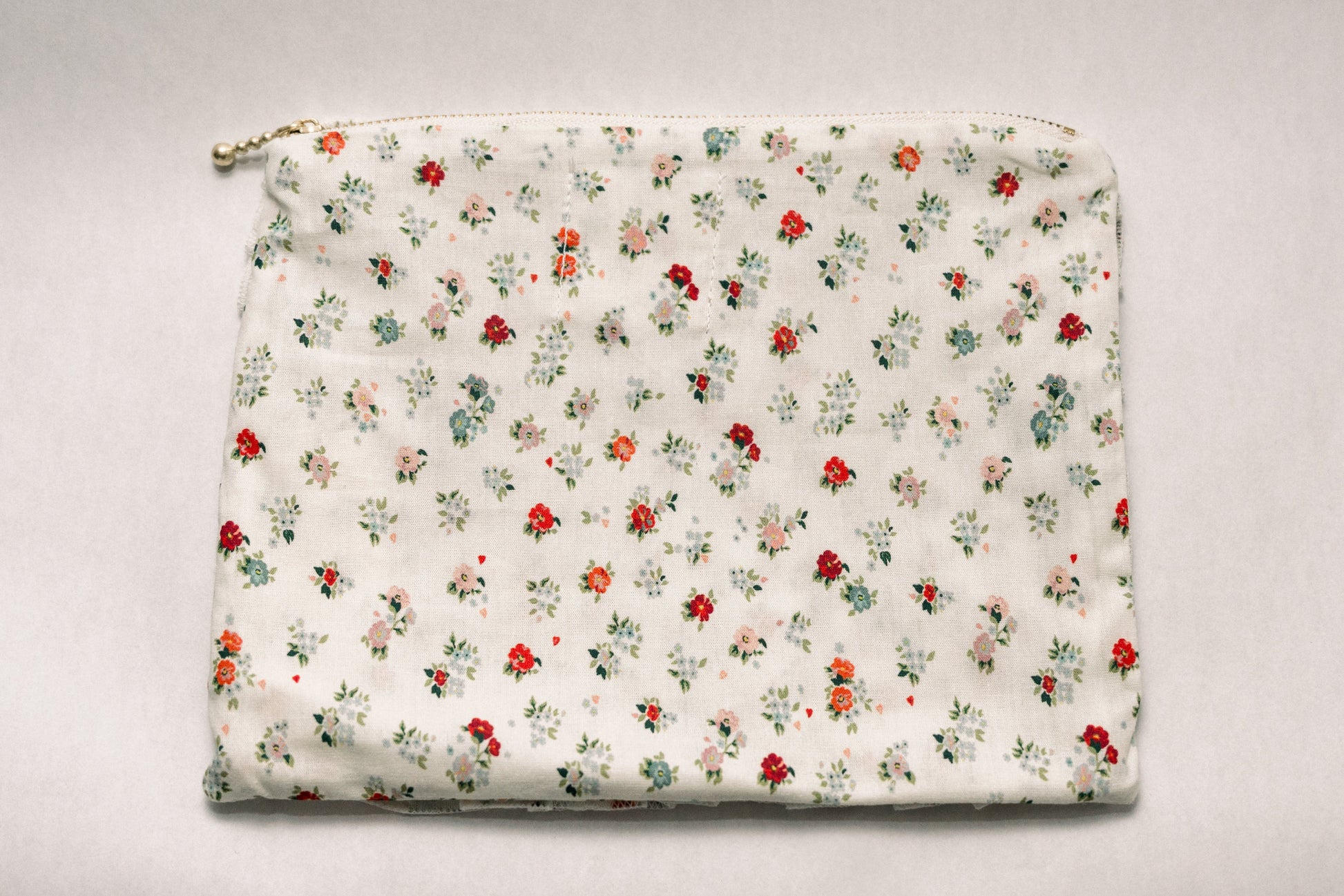 Vintage-Inspired Floral Pouch- Petite Prairie