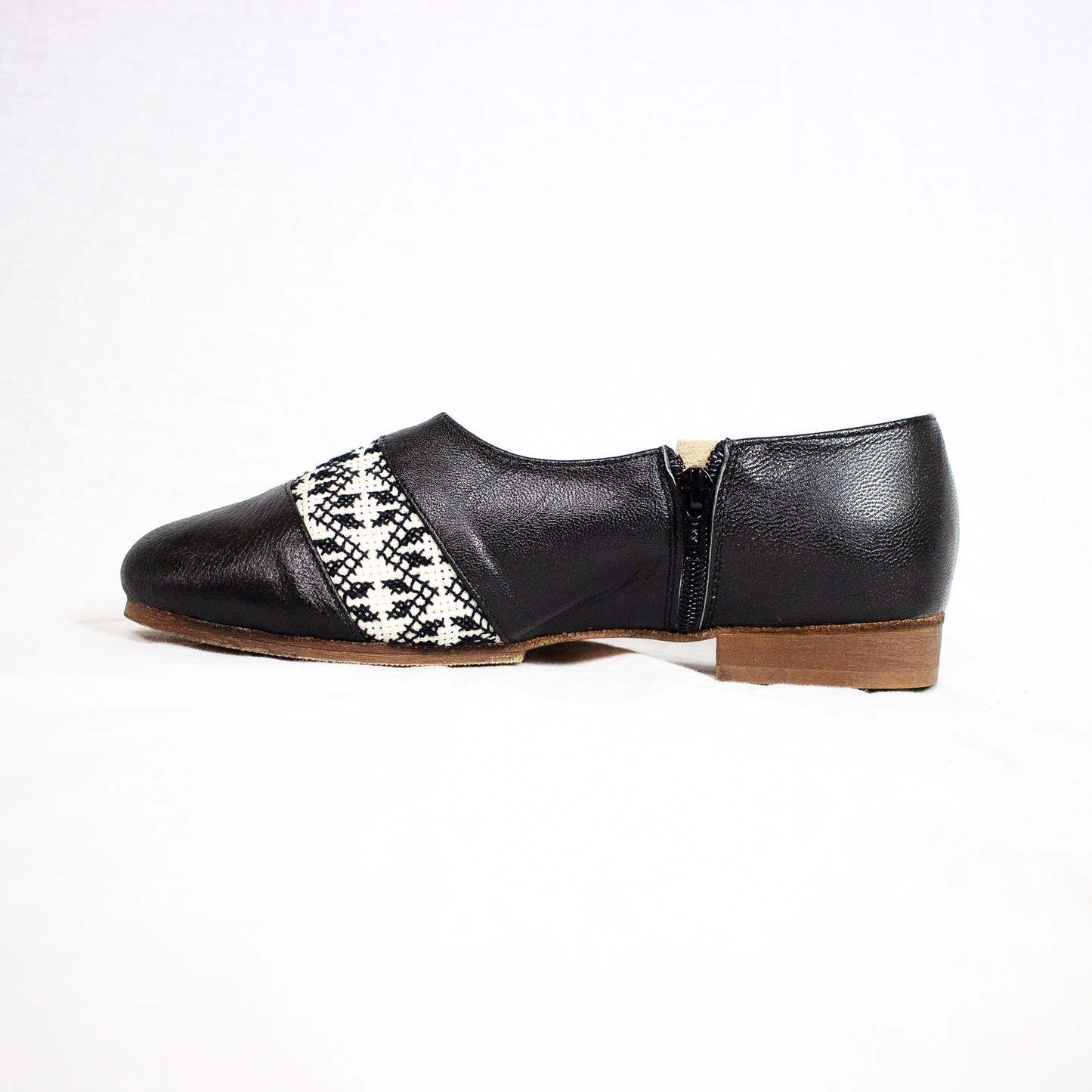 Zaina Oxford - Black (Size EU 36 - US 6)