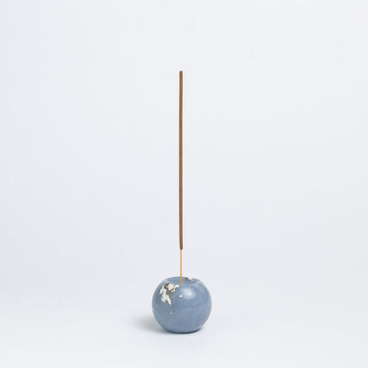 Gemstone sphere incense holder Celestine