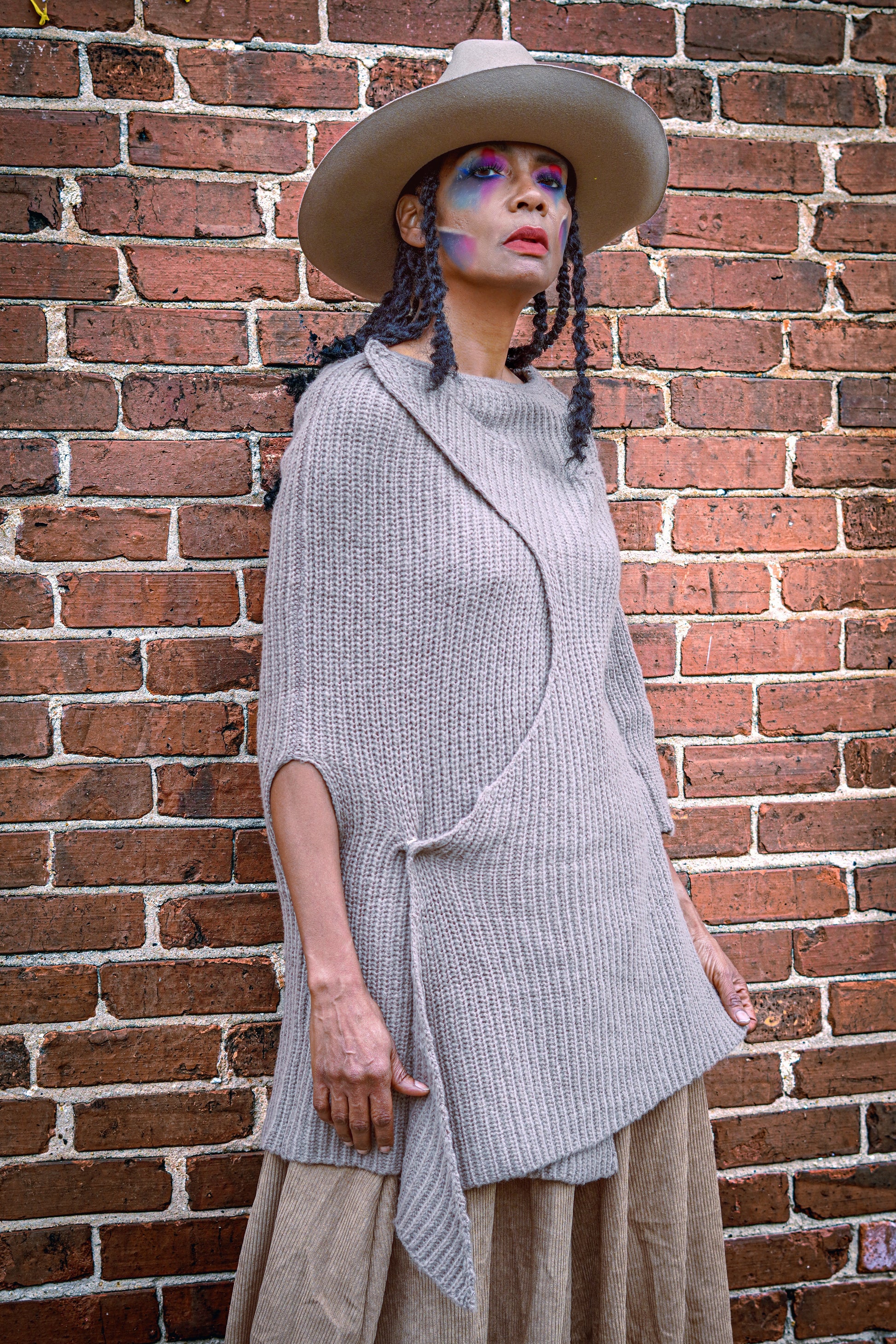 CLOAK OVER KNIT