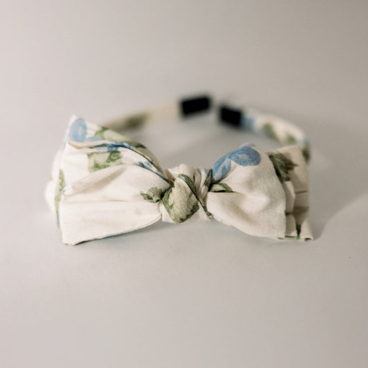 Three Little Bows Headband- Fleurs bleues
