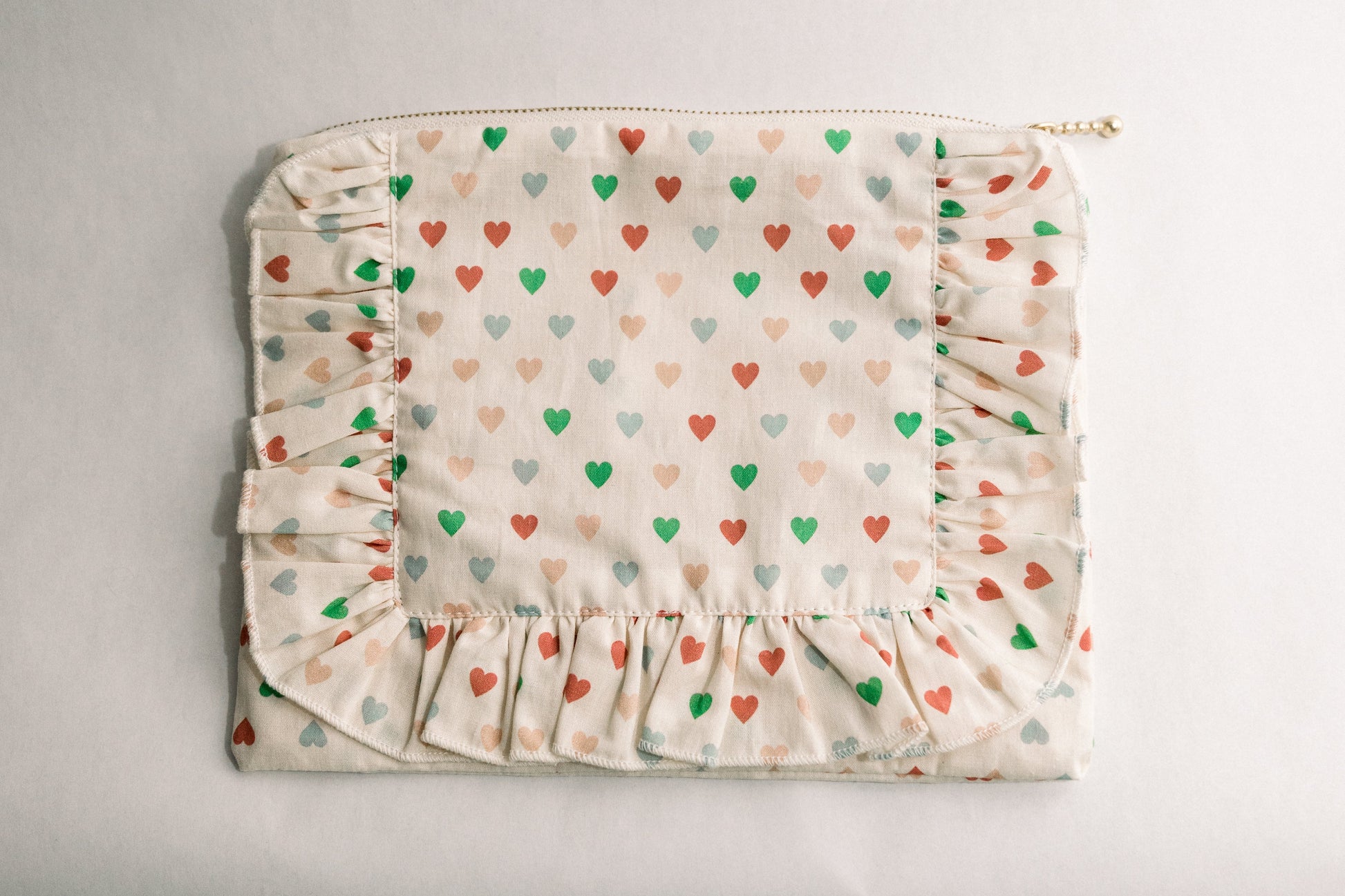Vintage-Inspired “Hearts” Zippered Pouch