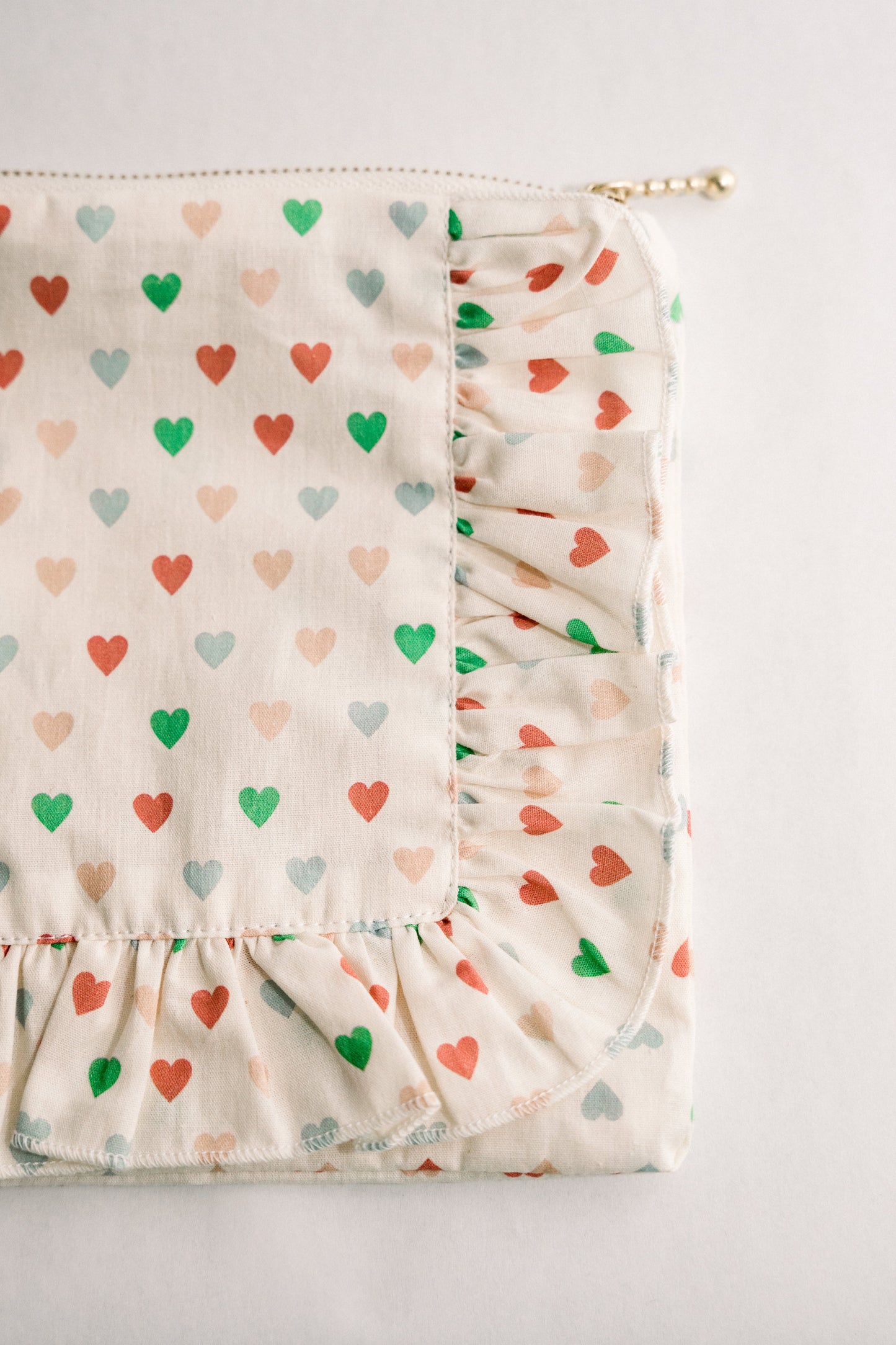 Vintage-Inspired “Hearts” Zippered Pouch