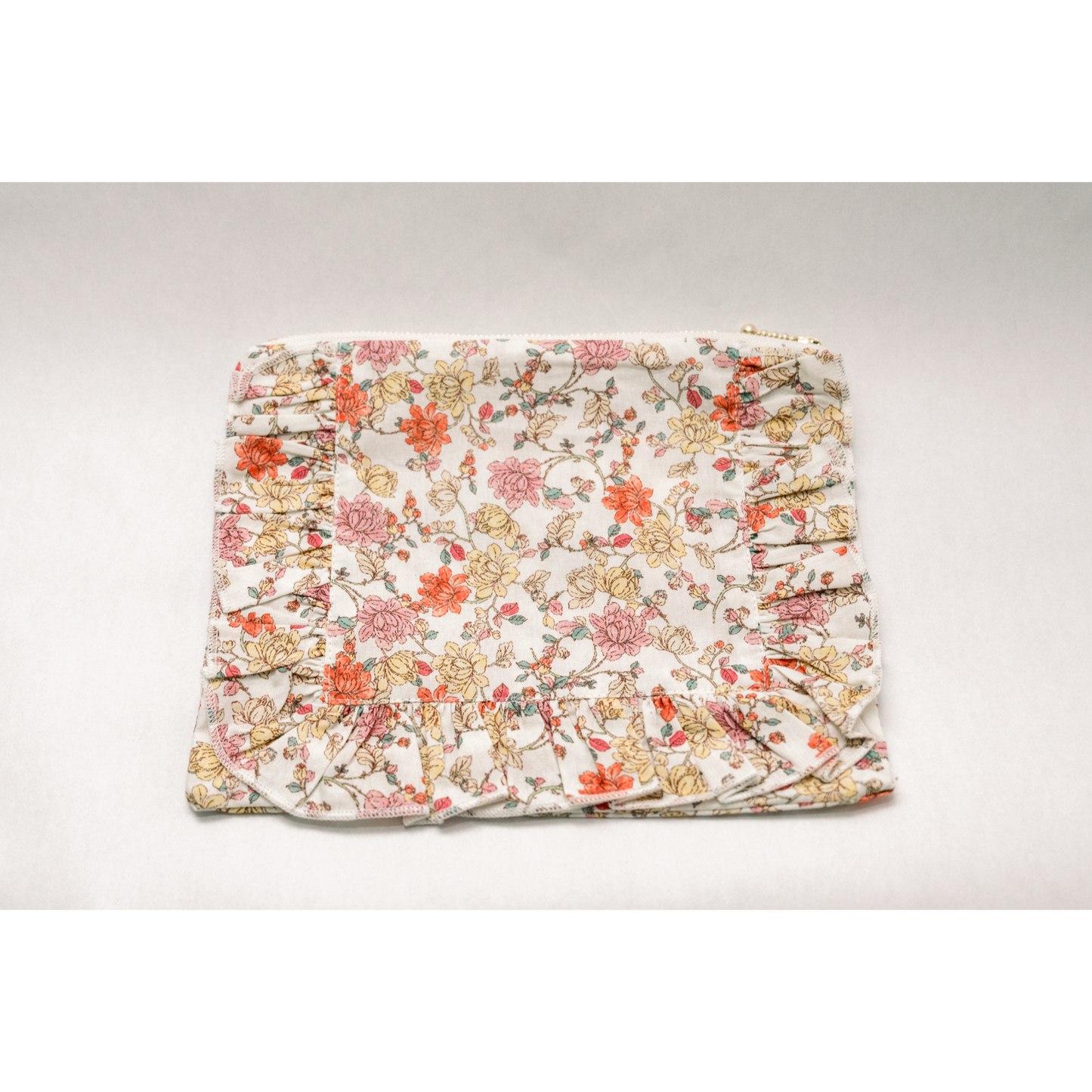 Vintage-Inspired Floral Pouch- Midsummer Vine