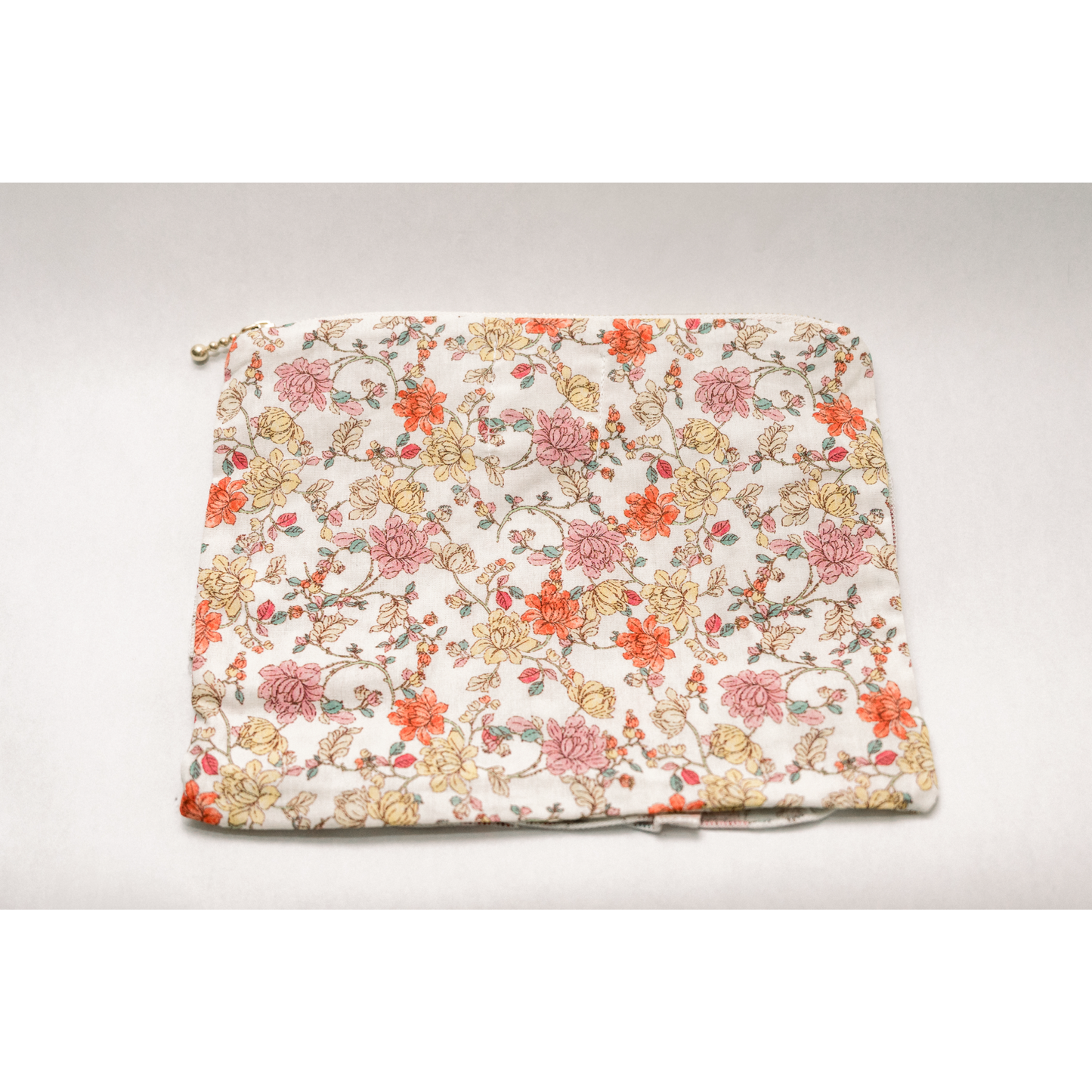Vintage-Inspired Floral Pouch- Midsummer Vine