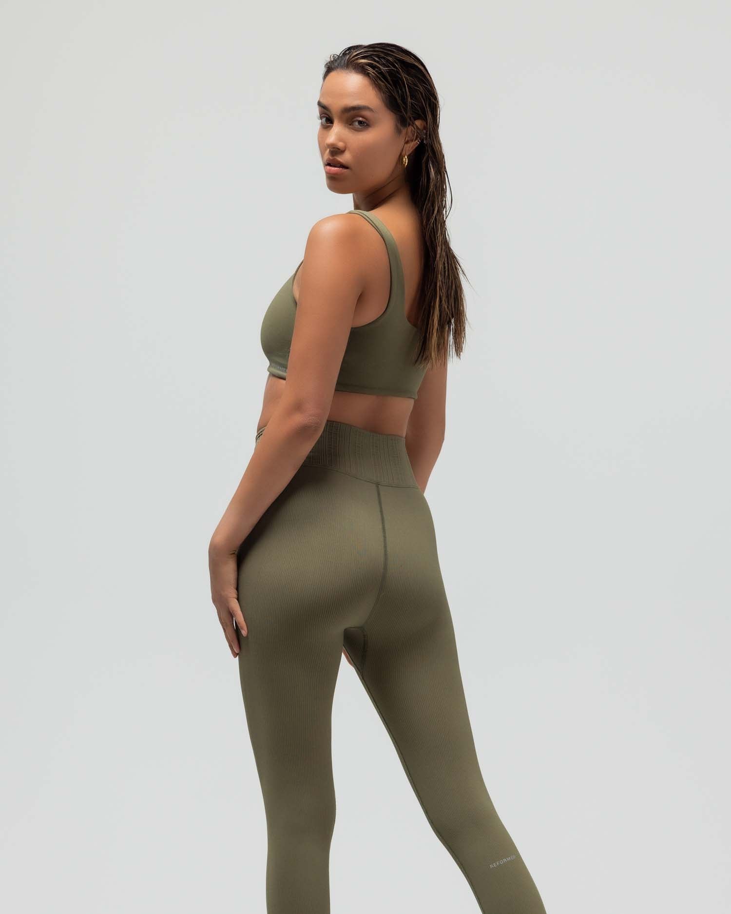 THE RIBBED LEGGING