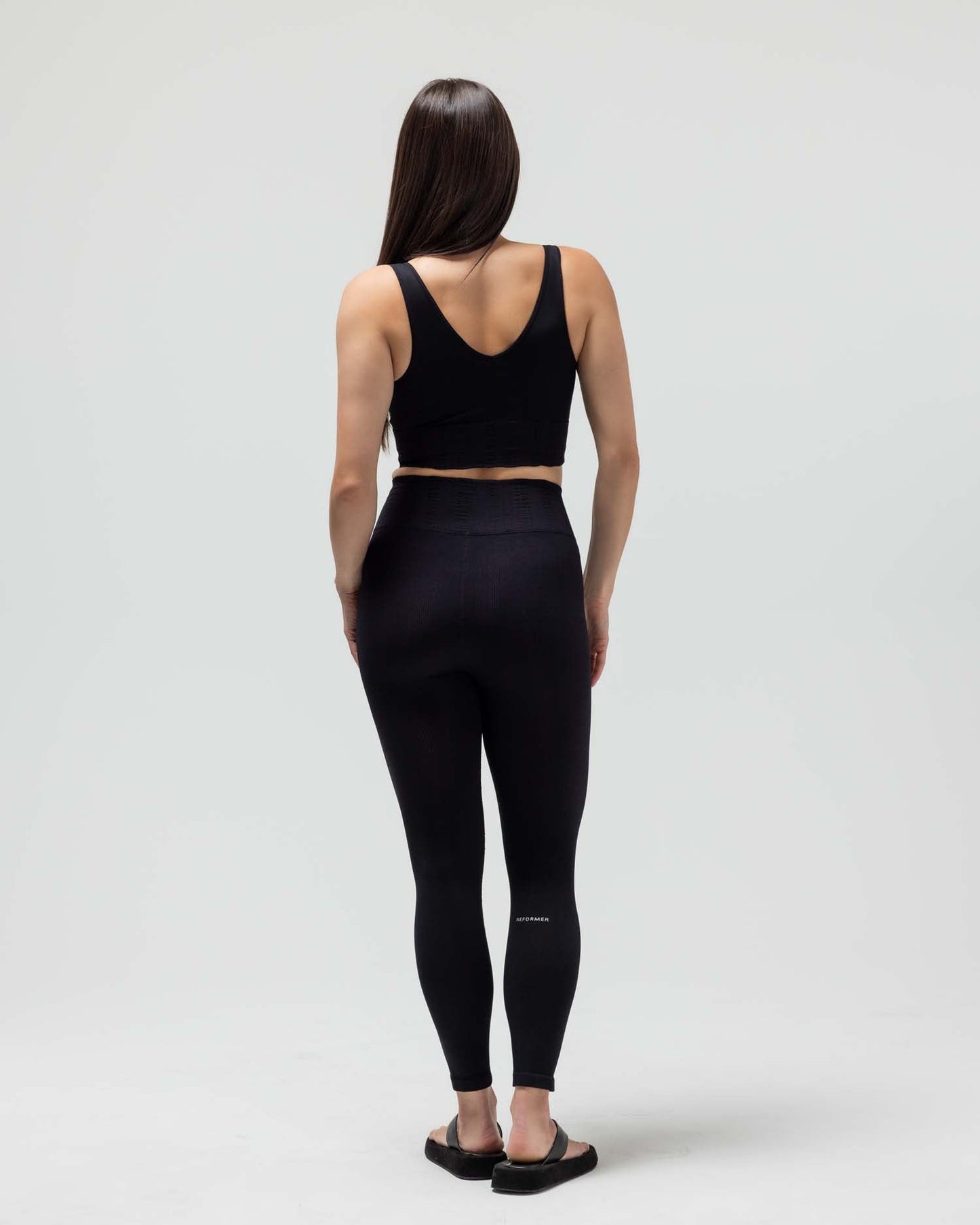 THE V-NECK SPORTS BRA