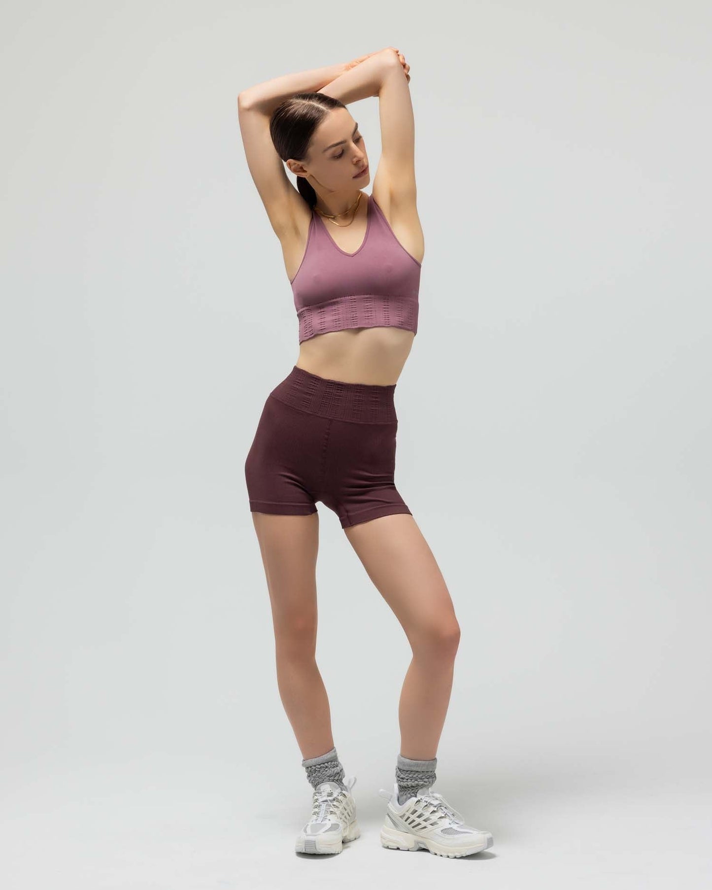 THE V-NECK SPORTS BRA