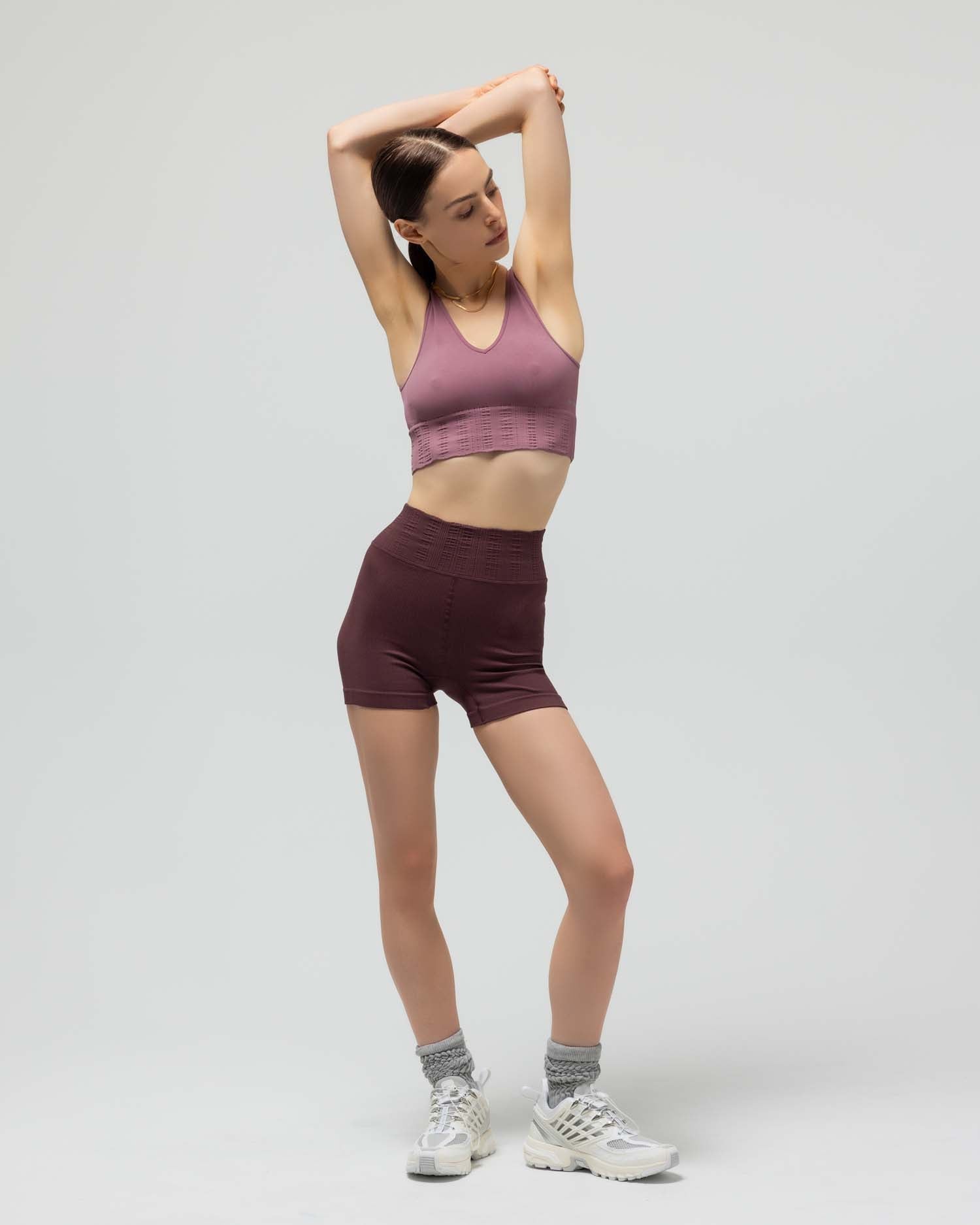 THE V-NECK SPORTS BRA