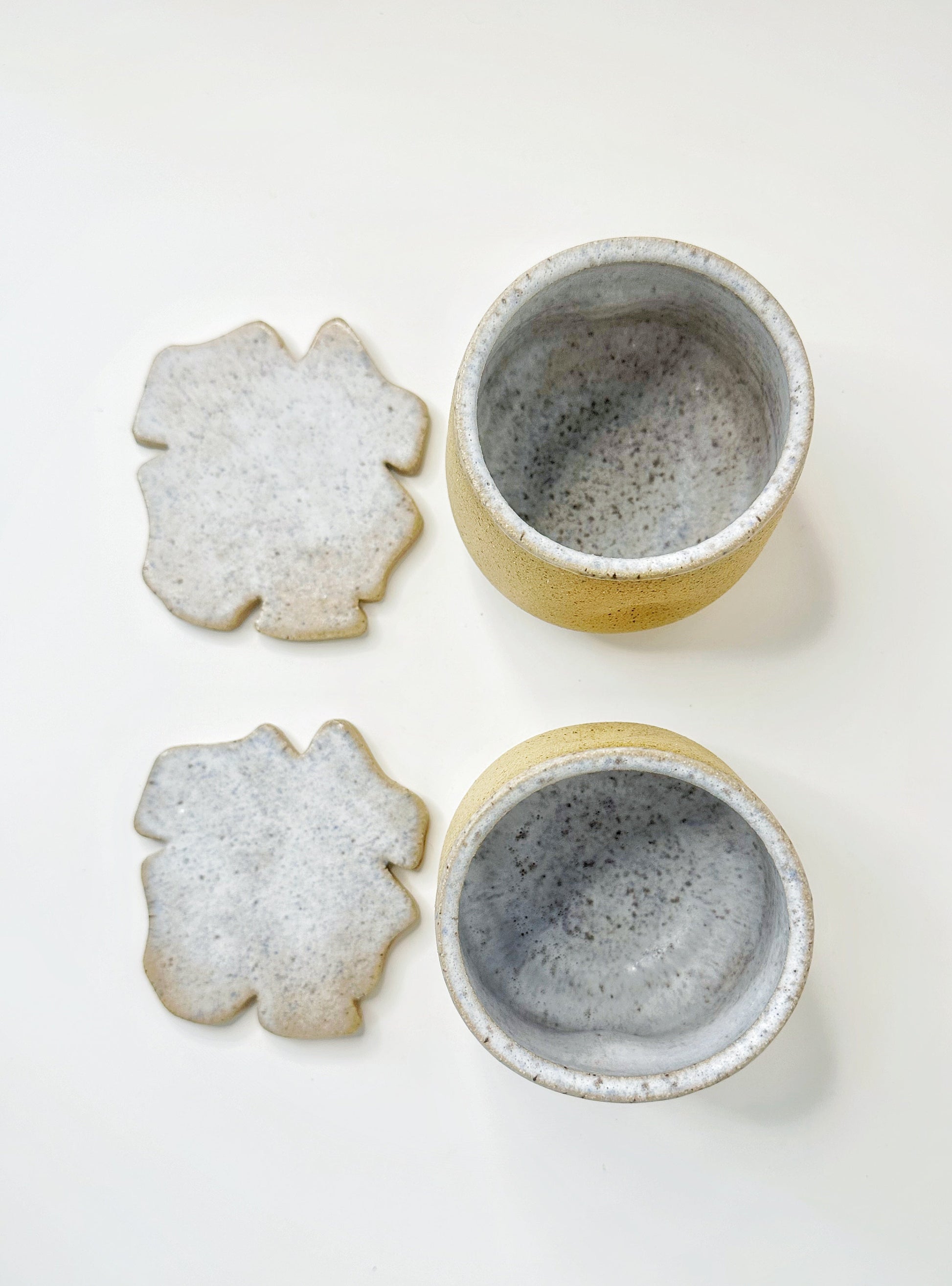 OCEAN SAND CUP SET (2 cups + 2 Flower coaters)