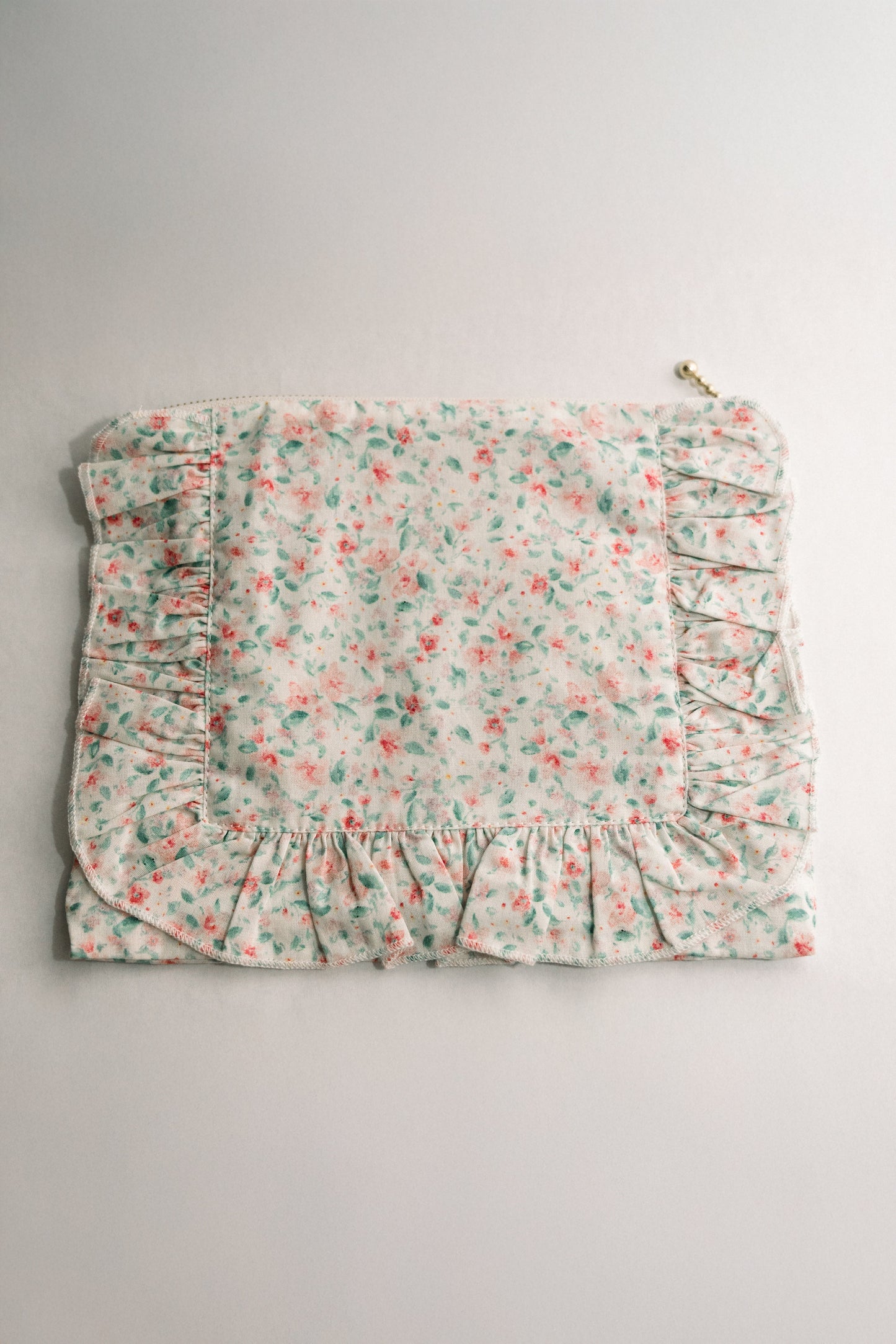 Vintage-Inspired Floral Pouch- Confetti