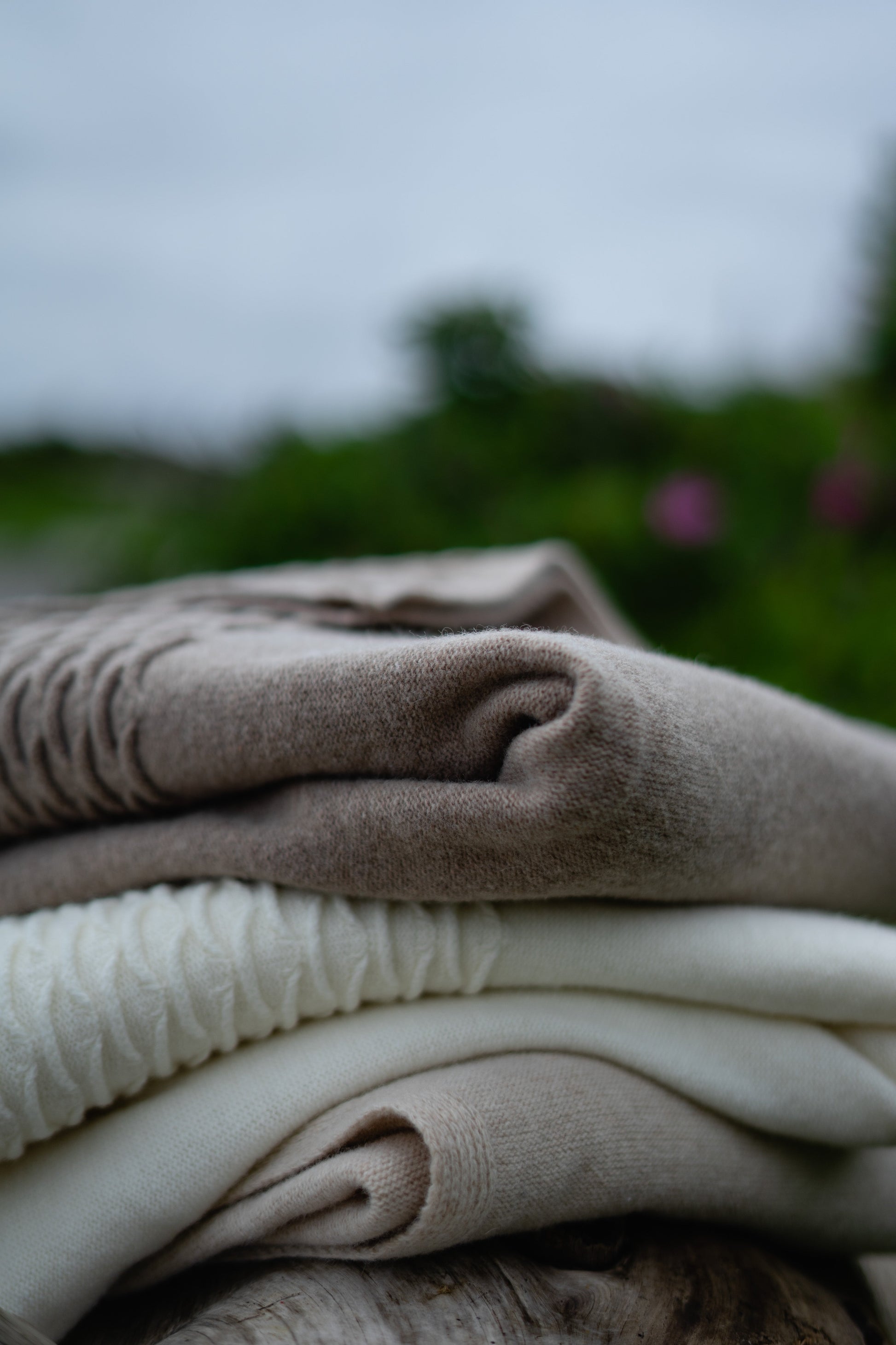 Knit Scallop Throws