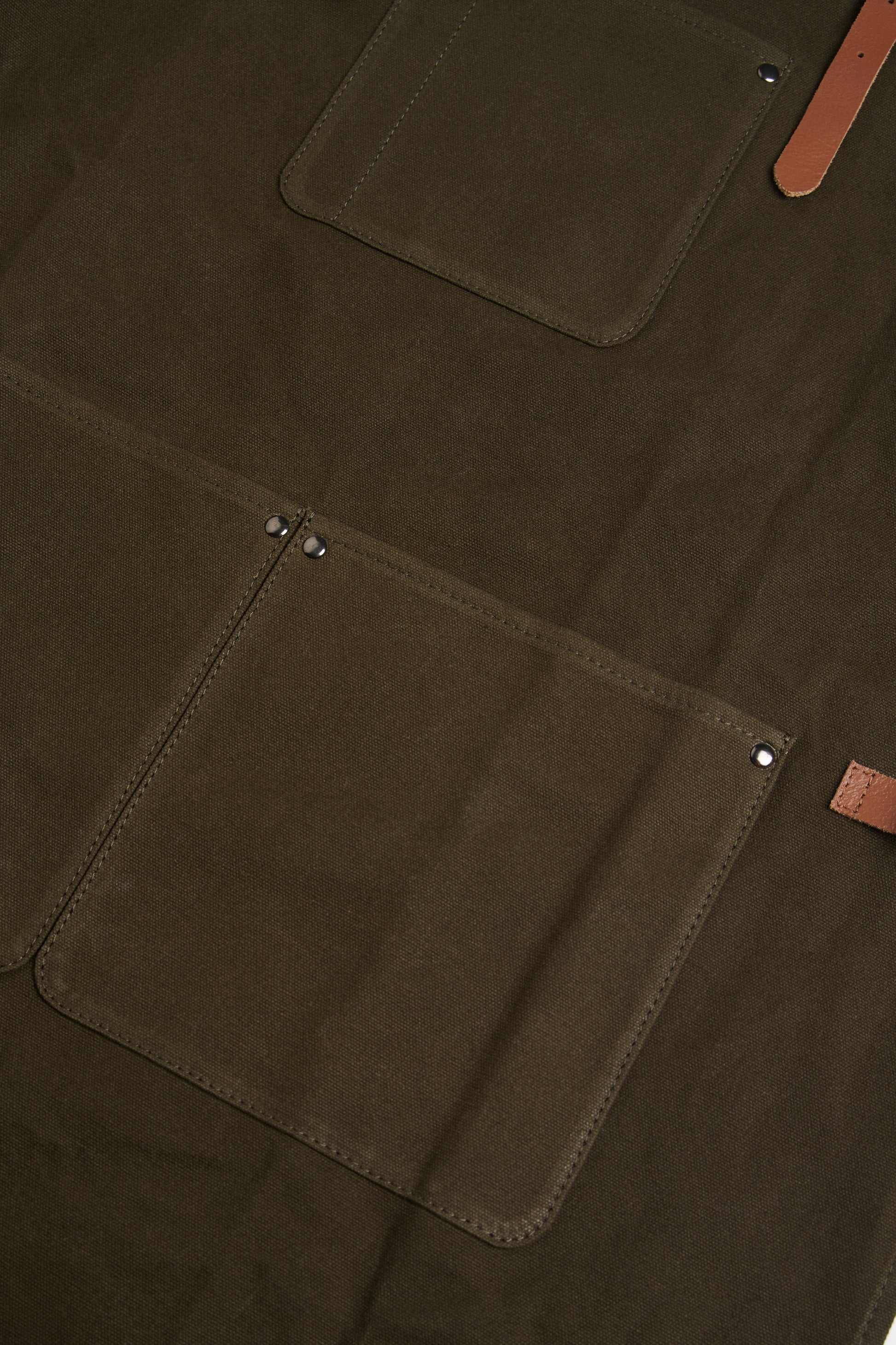 Waxed Canvas Work Apron with Leather Straps & Utility Pockets
