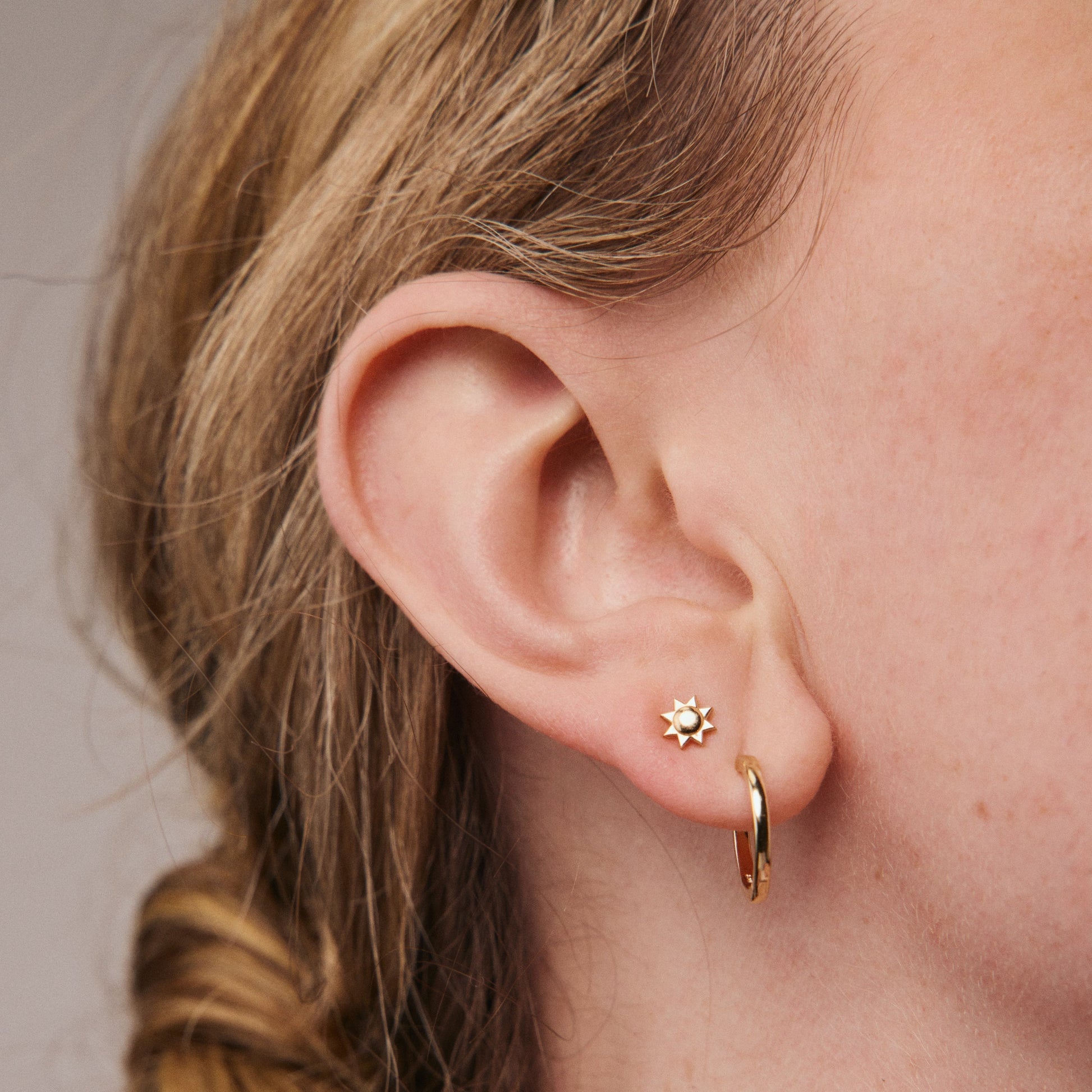14K Yellow Gold Sun Stud