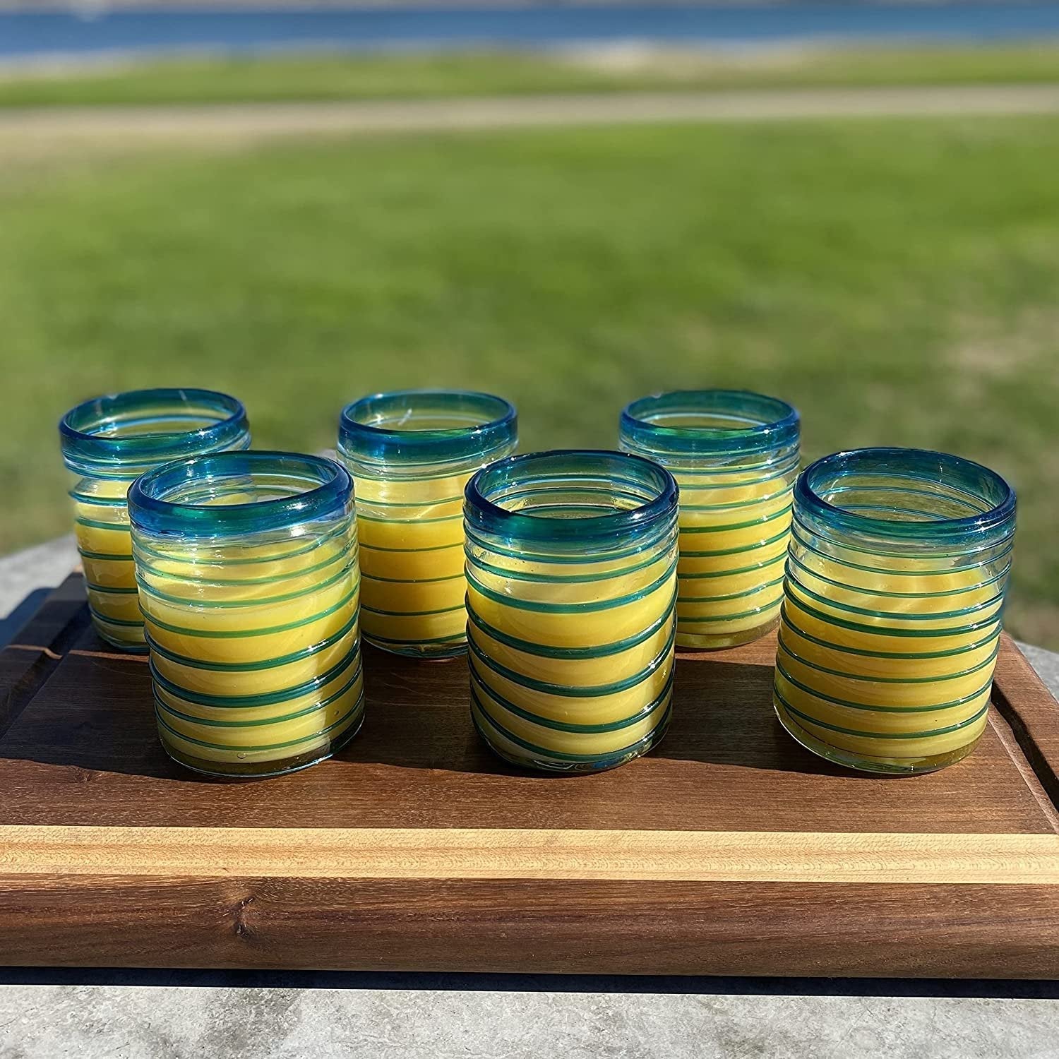 Set of 6 Tumbler Glasses with Aqua Spiral Design