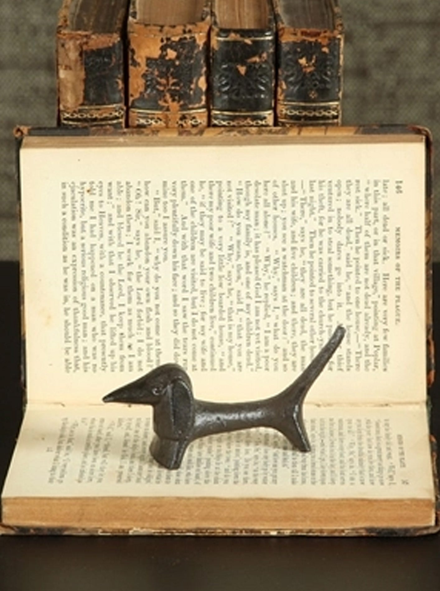 PABLO CRITTER CAST IRON DOG