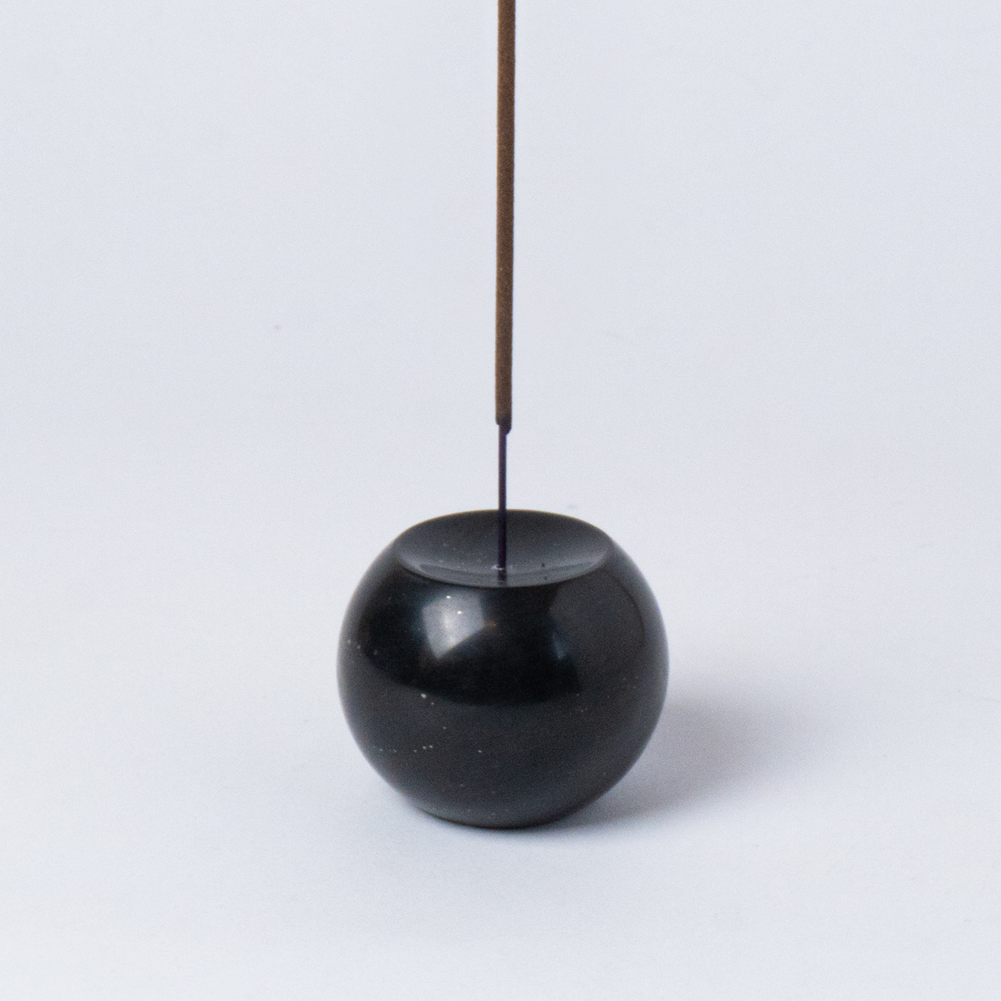 Gemstone sphere incense holder Black Onyx