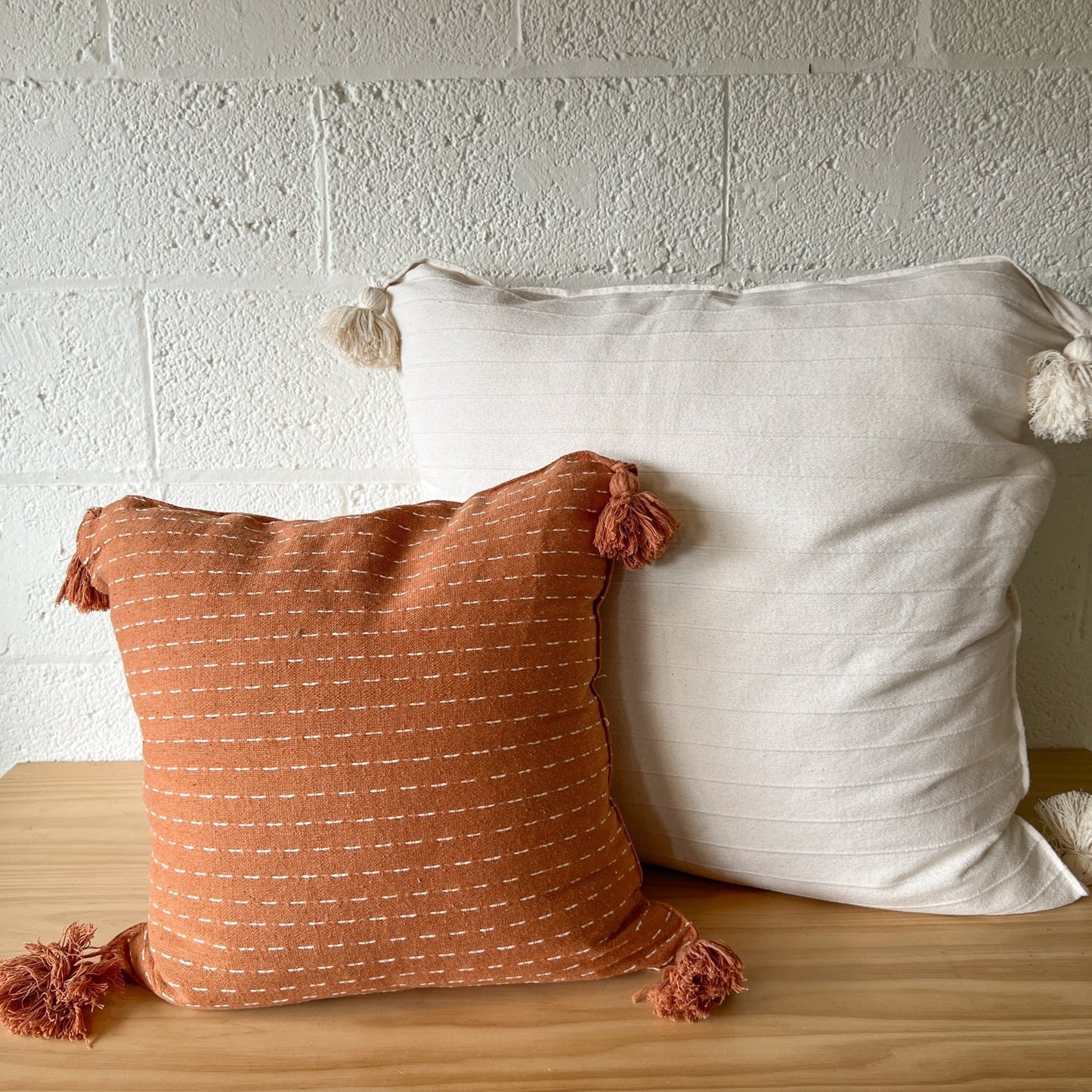 Cotton Tassel Pillow № 1