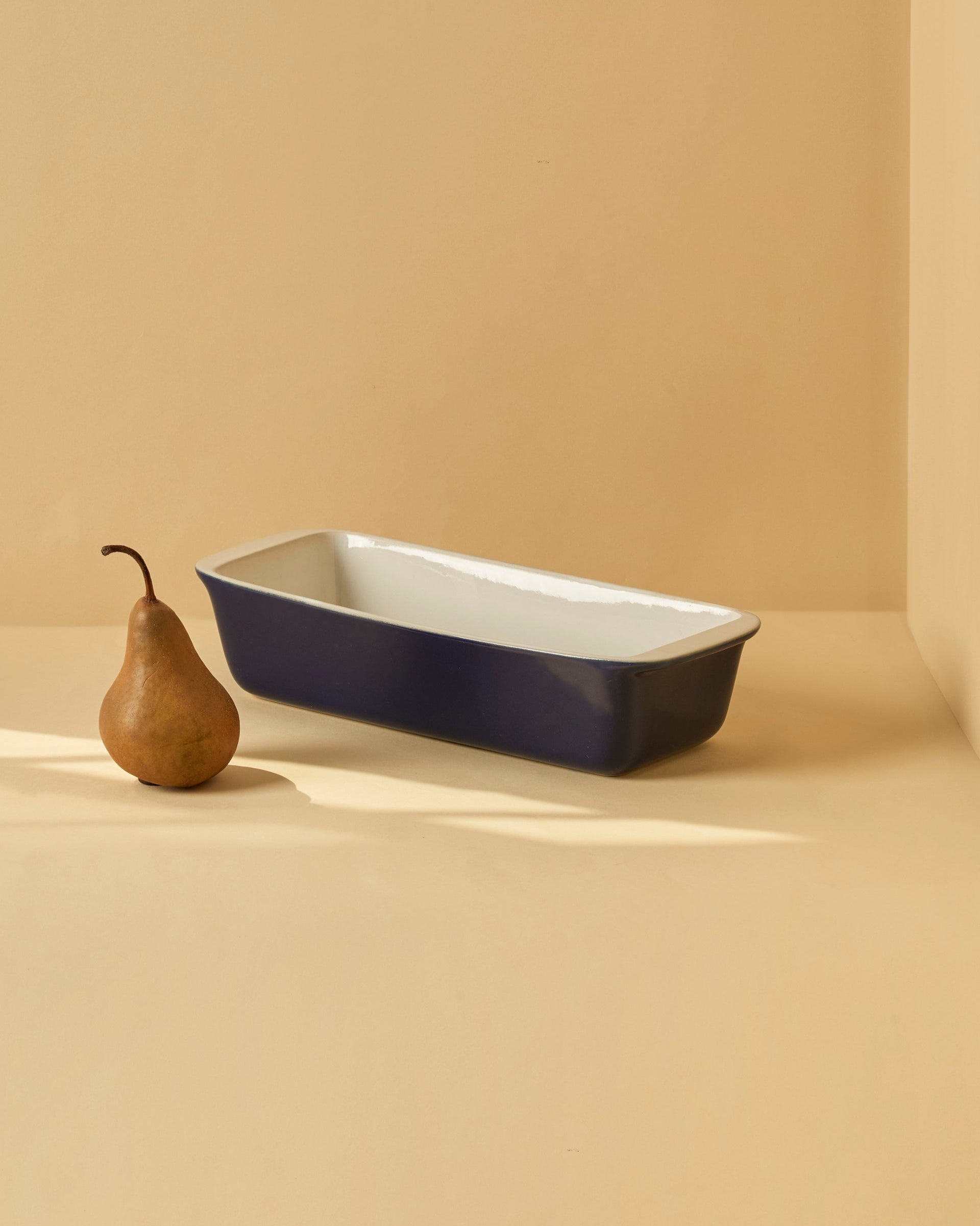 Stoneware Cake & Bread Pan
