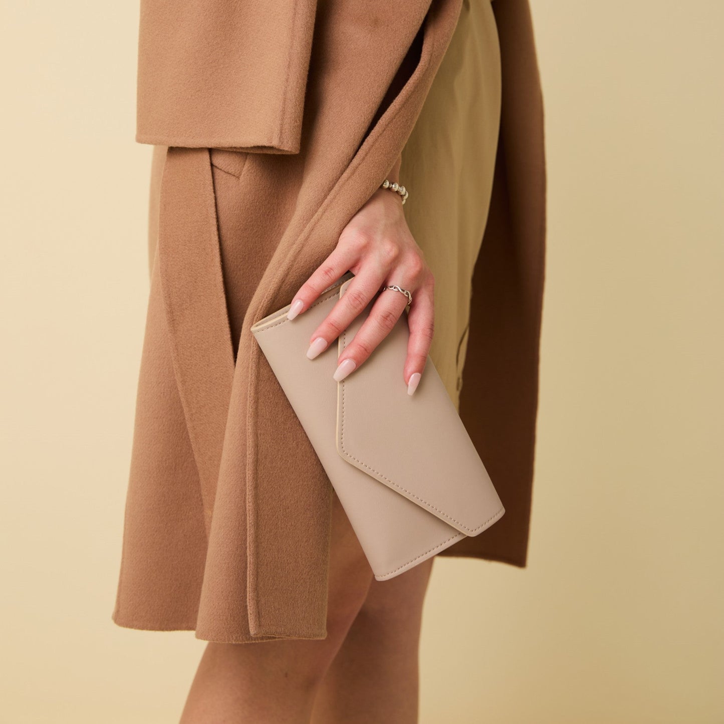 Gala Clutch / Wallet-on-Chain (Pink)