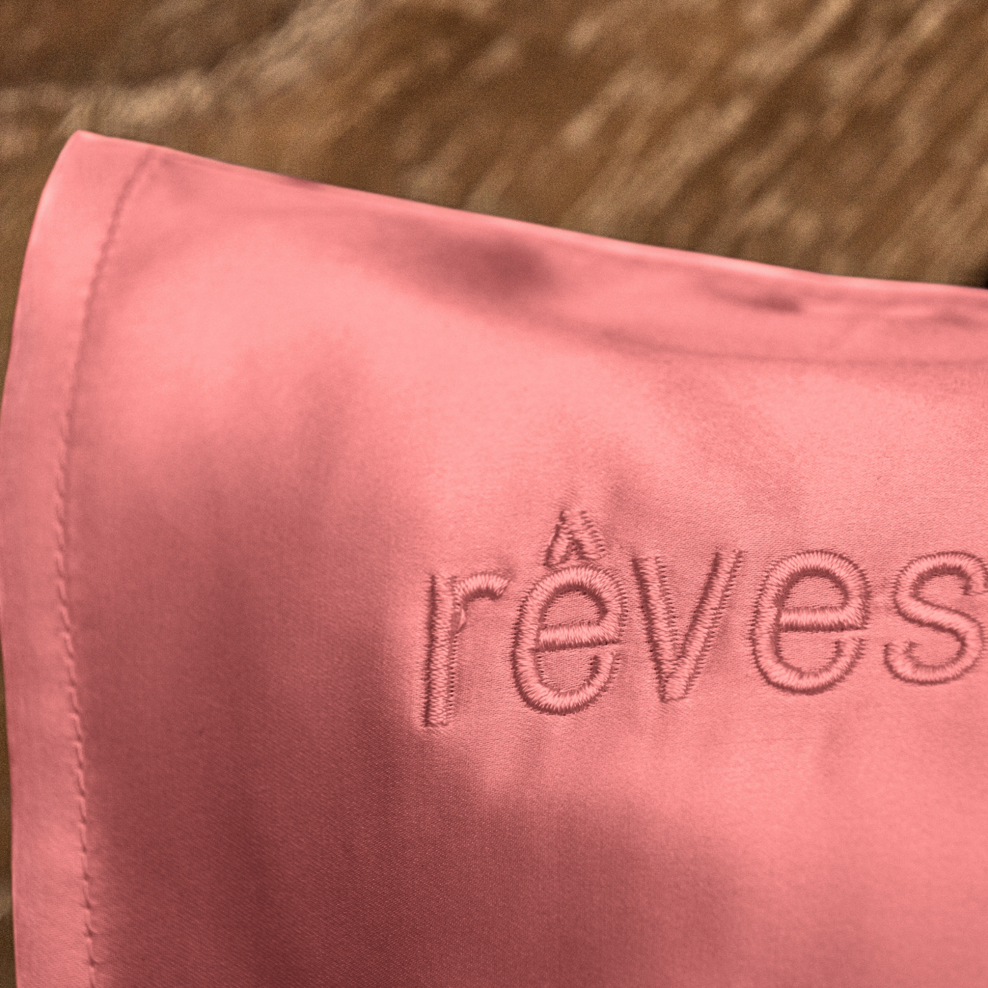 Rose Queen Envelope Pillowcase