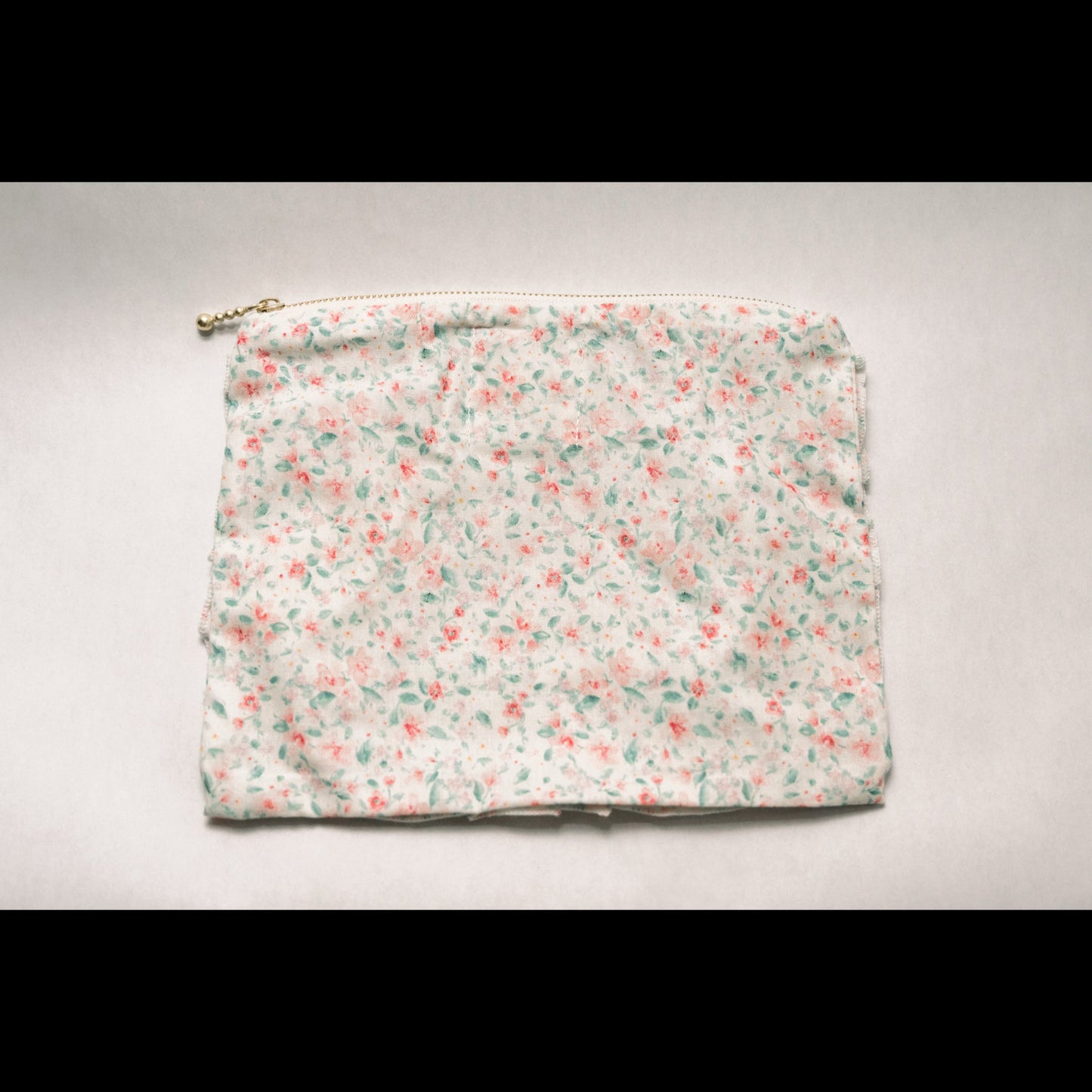 Vintage-Inspired Floral Pouch- Confetti