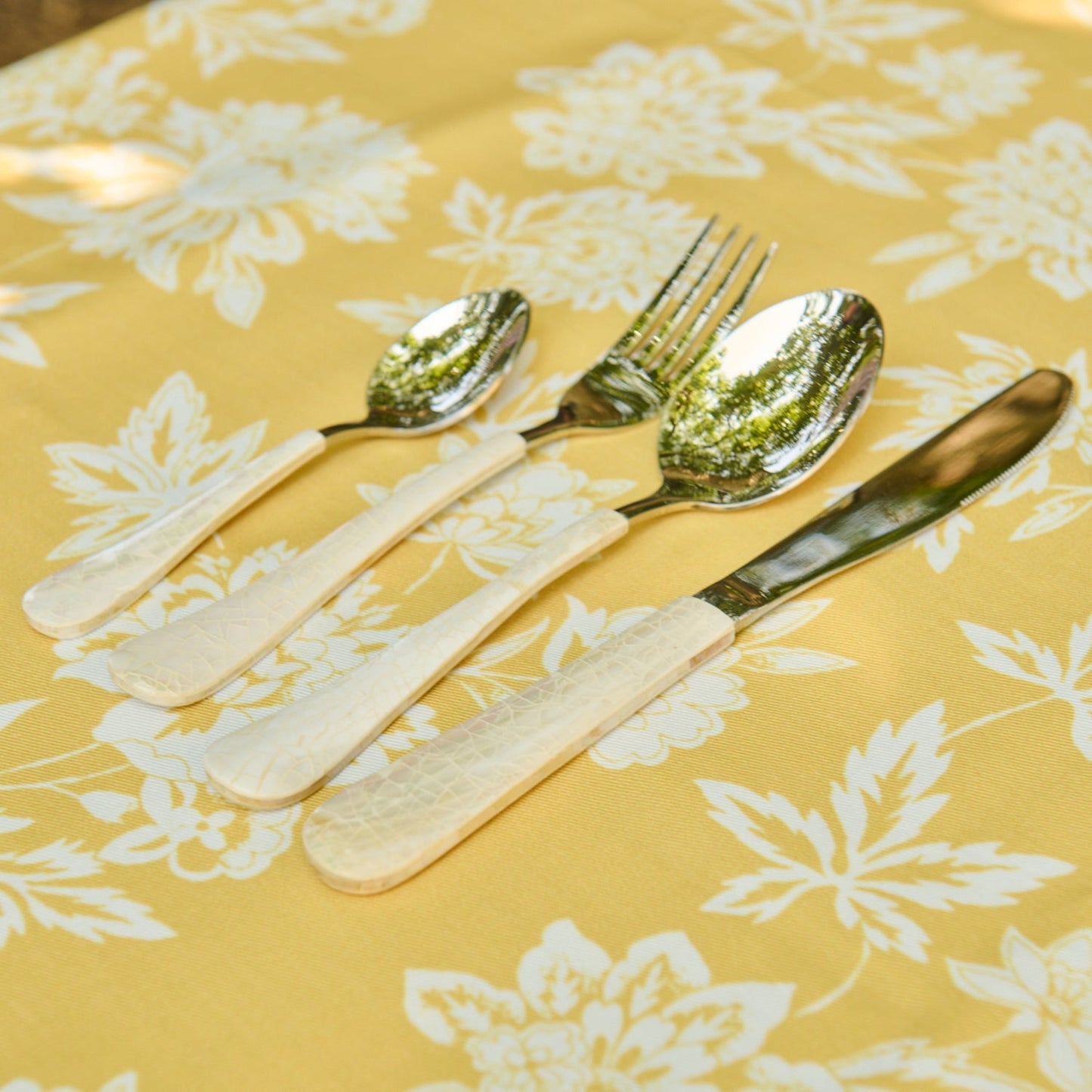 Mother Of Pearl Flatware, Set of 4