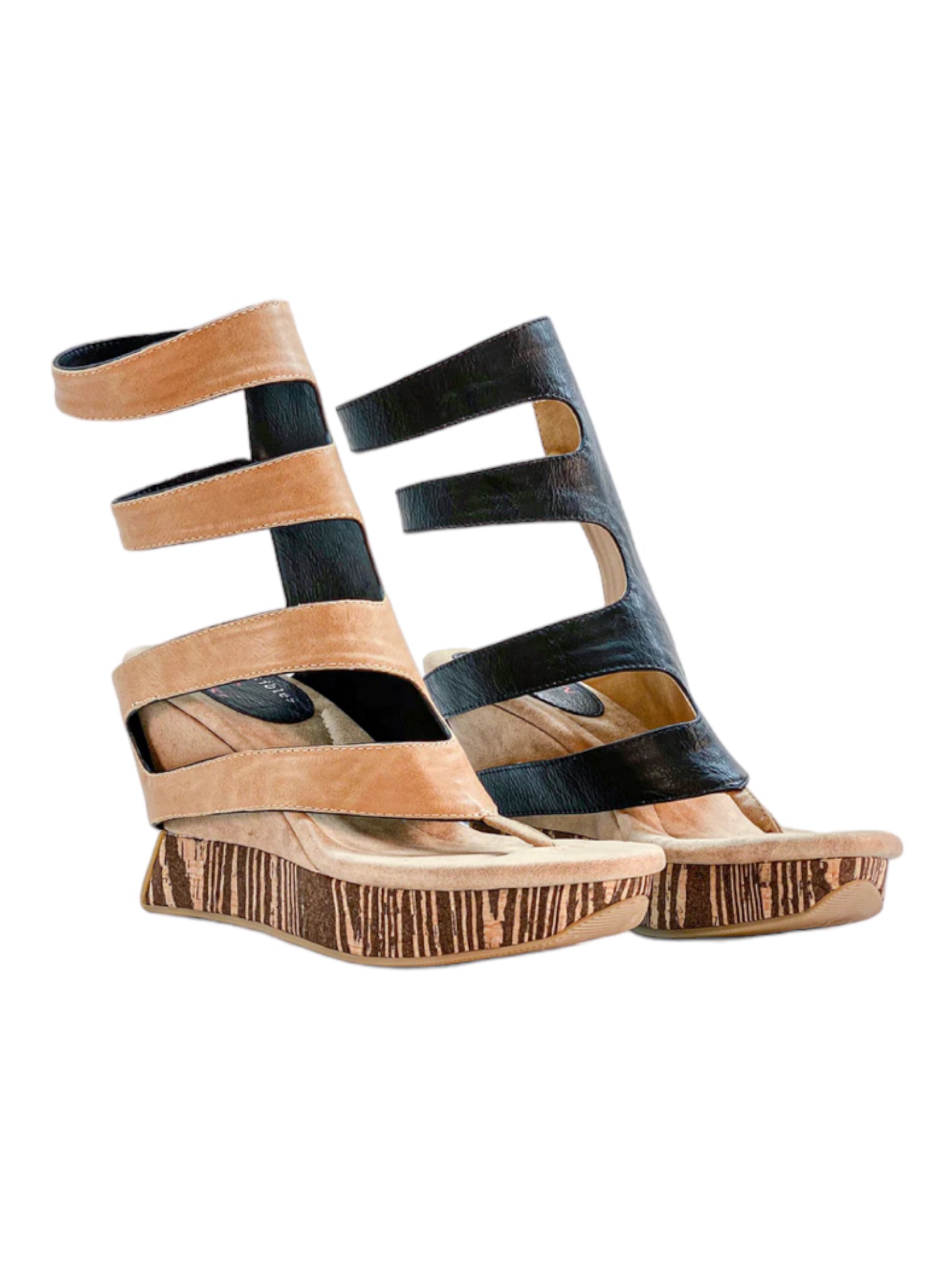 Reversible Wedge Shoe Black/ Tan