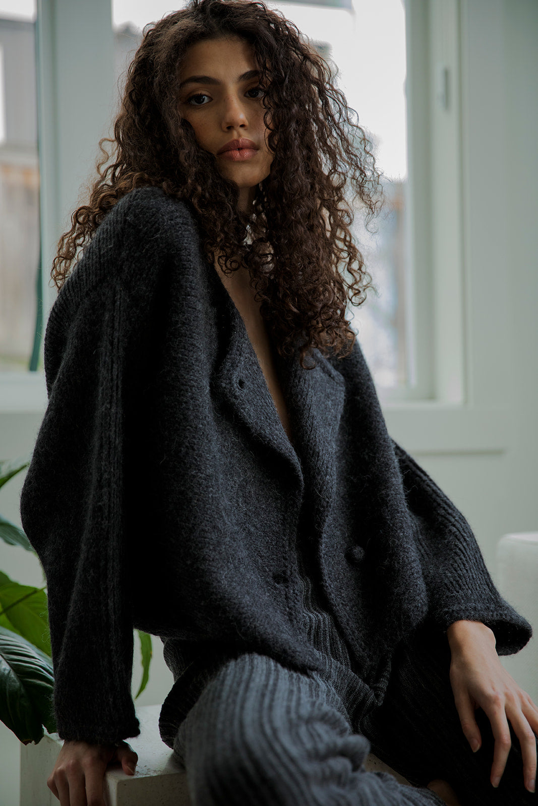 MOMO HANDKNIT CARDIGAN - CHARCOAL