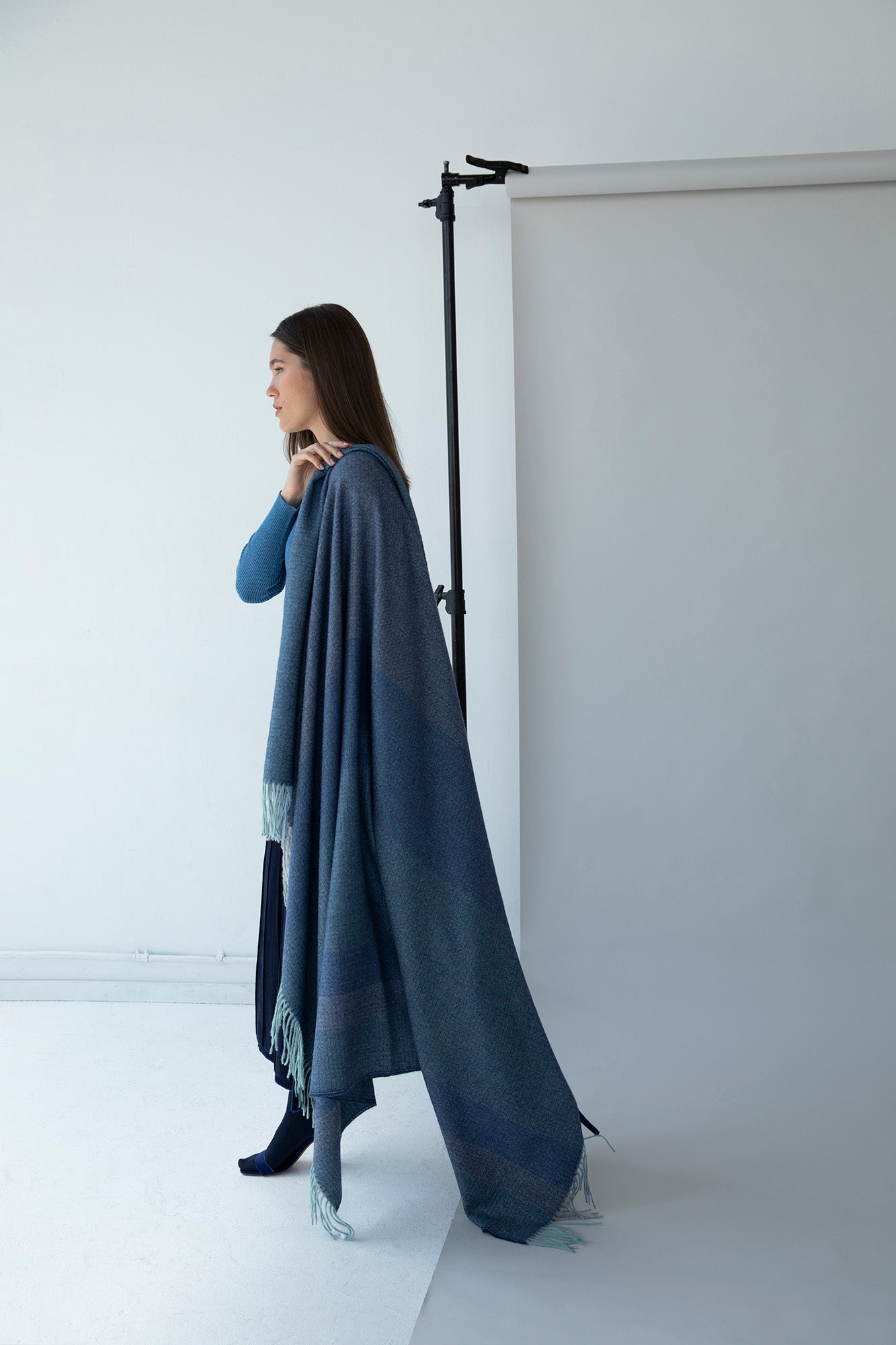 MONO STRIPE THROW - DENIM