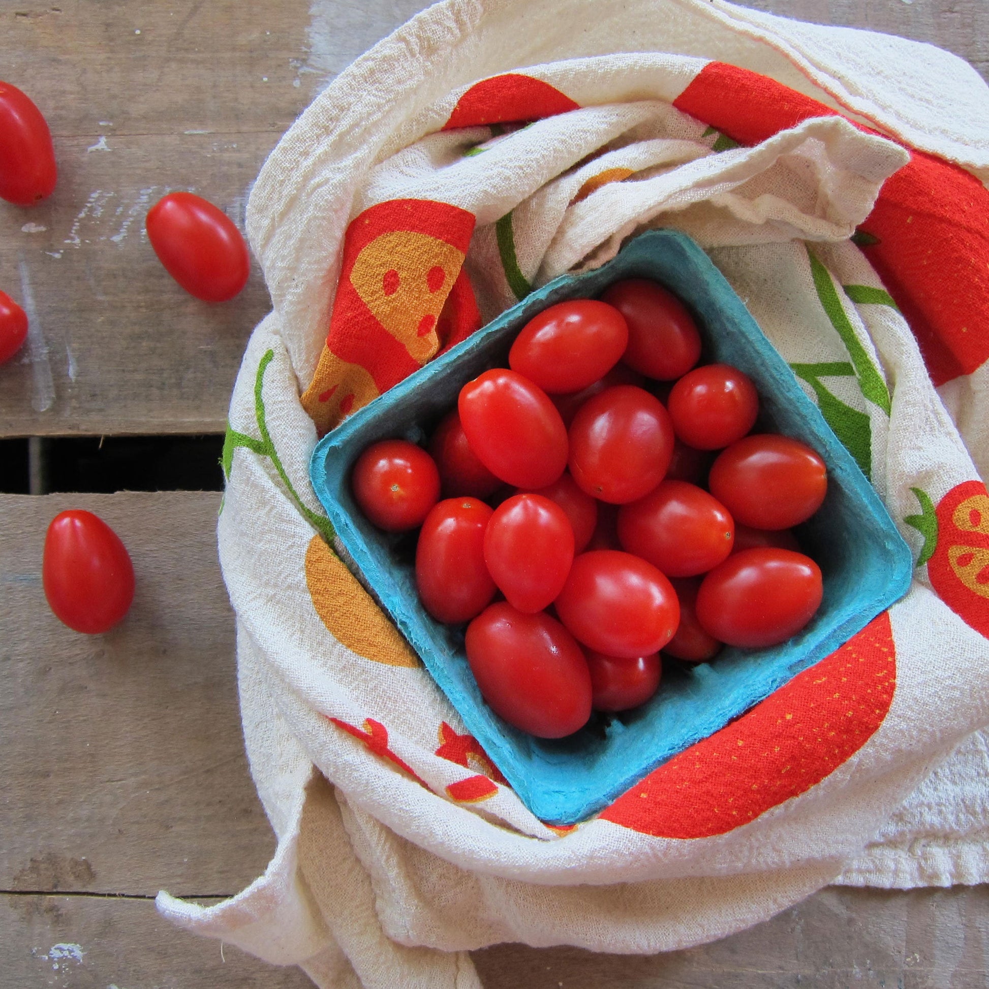Tomato Dish Towel + Sponge Cloth Gift Set