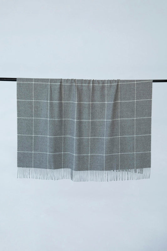 WINDOWPANE THROW - GREY